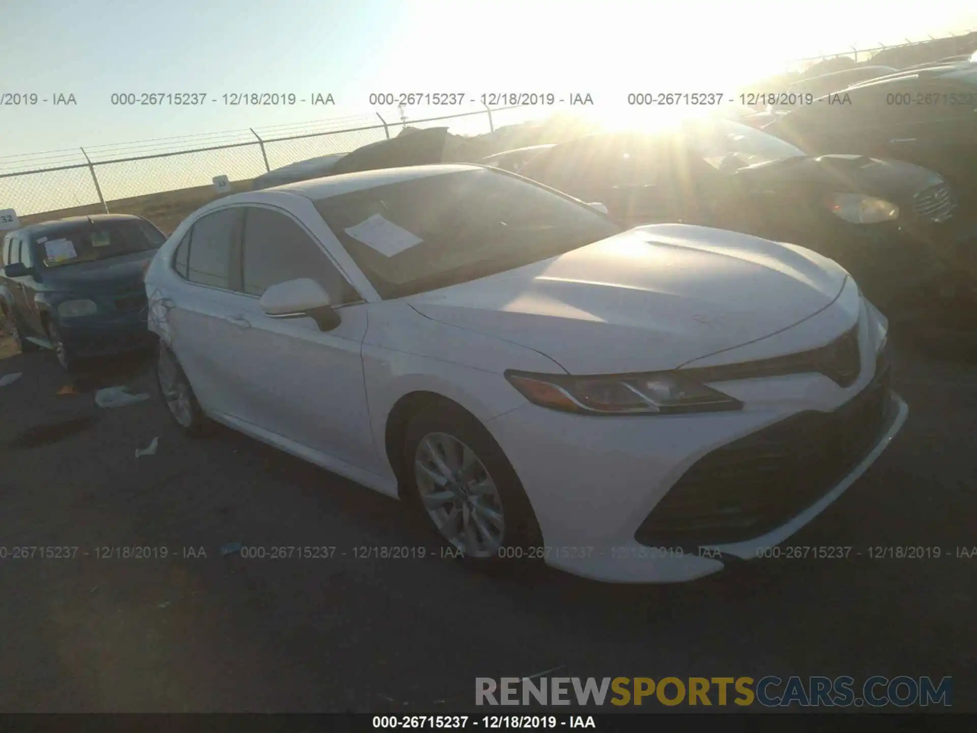 1 Photograph of a damaged car 4T1B11HK1KU754811 TOYOTA CAMRY 2019