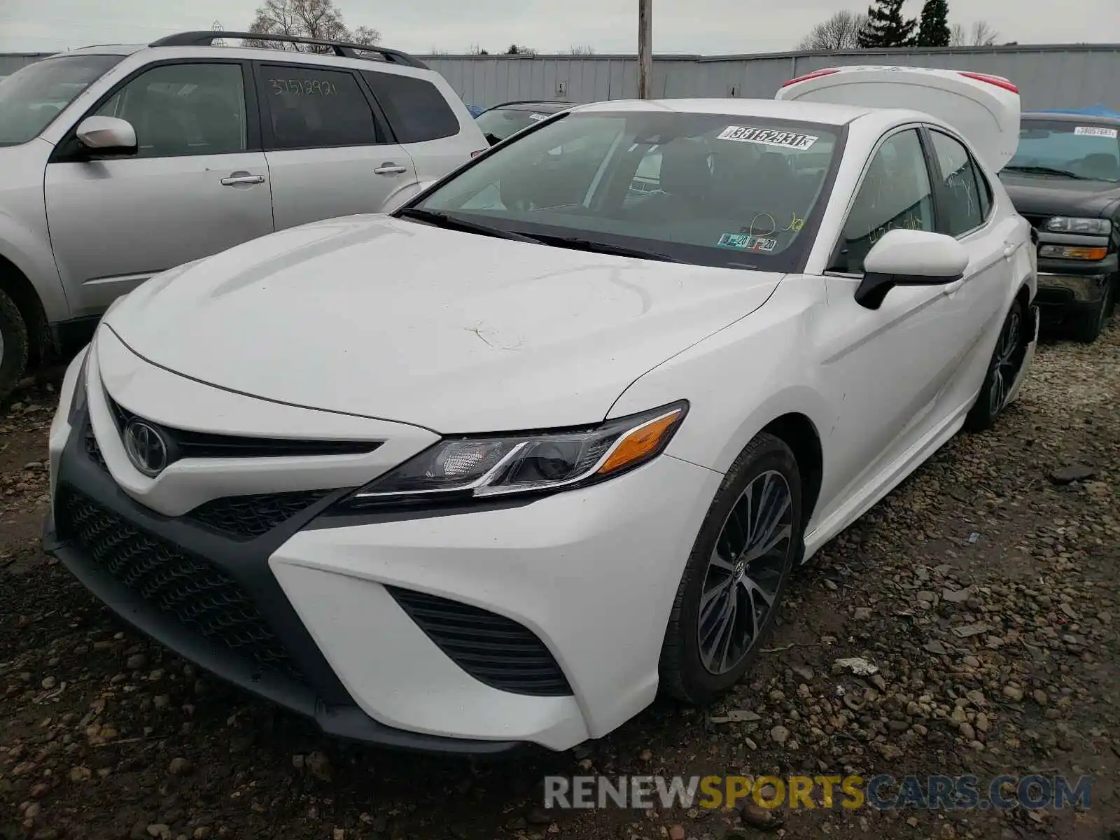 2 Photograph of a damaged car 4T1B11HK1KU754842 TOYOTA CAMRY 2019