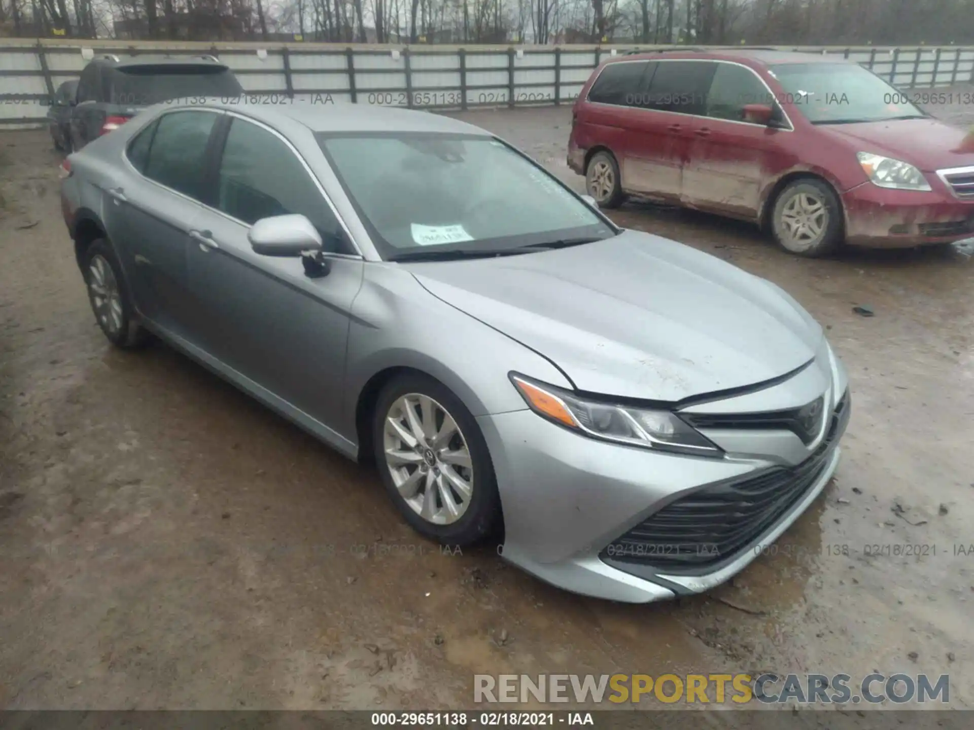 1 Photograph of a damaged car 4T1B11HK1KU755036 TOYOTA CAMRY 2019