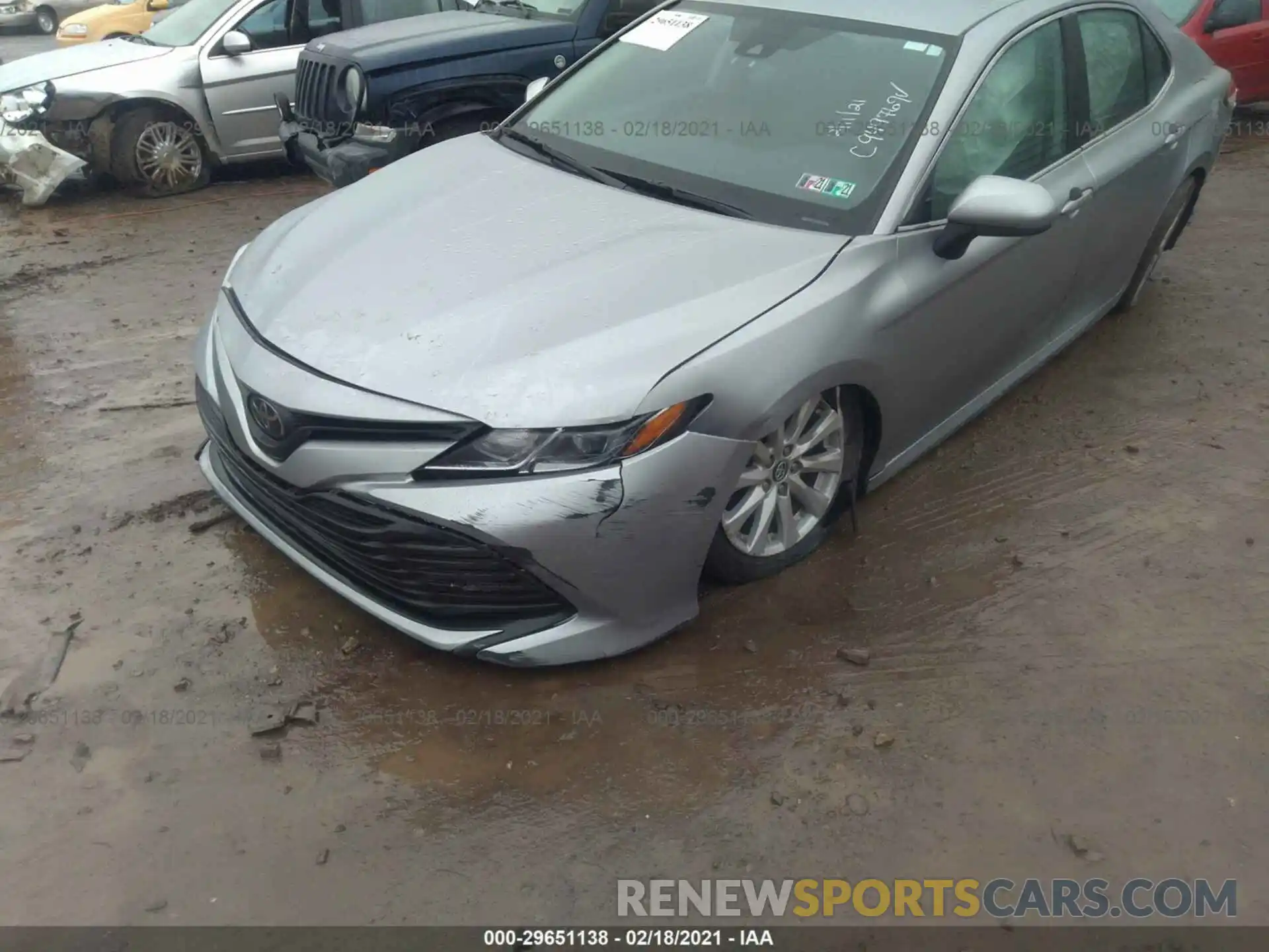 6 Photograph of a damaged car 4T1B11HK1KU755036 TOYOTA CAMRY 2019