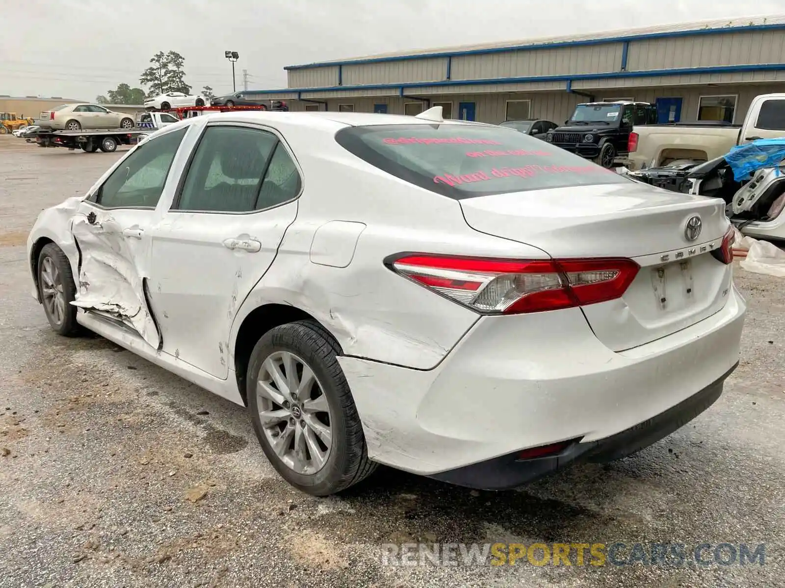 3 Photograph of a damaged car 4T1B11HK1KU755456 TOYOTA CAMRY 2019