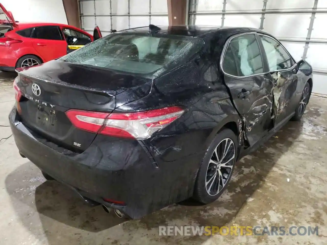 4 Photograph of a damaged car 4T1B11HK1KU756171 TOYOTA CAMRY 2019