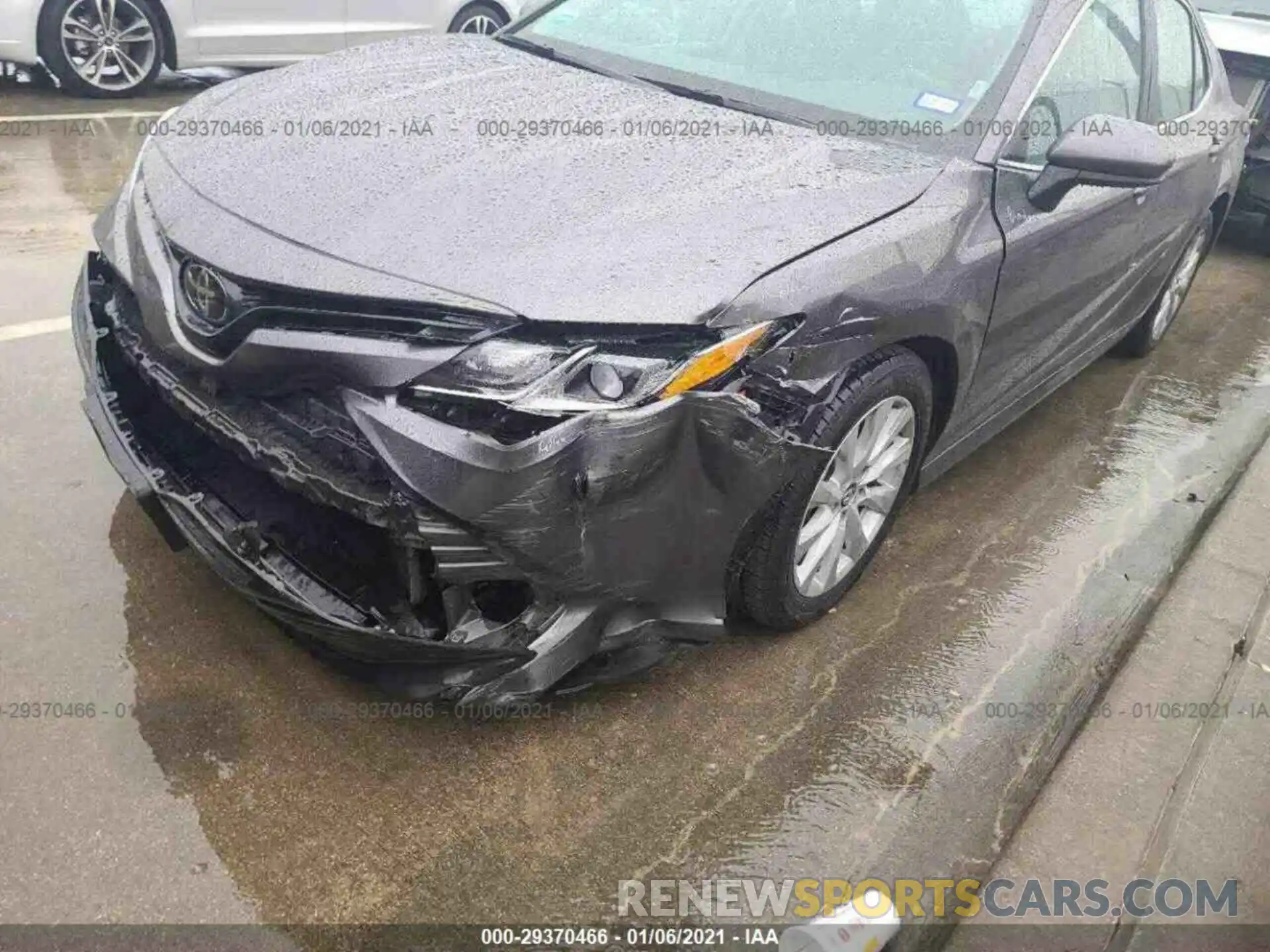 15 Photograph of a damaged car 4T1B11HK1KU756770 TOYOTA CAMRY 2019