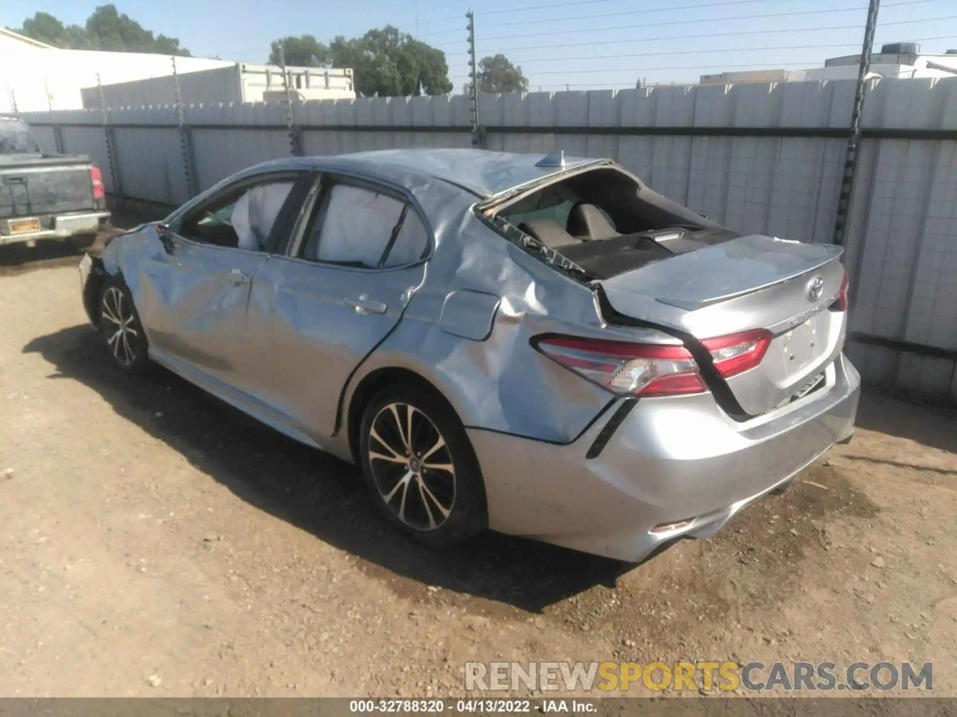 3 Photograph of a damaged car 4T1B11HK1KU759037 TOYOTA CAMRY 2019