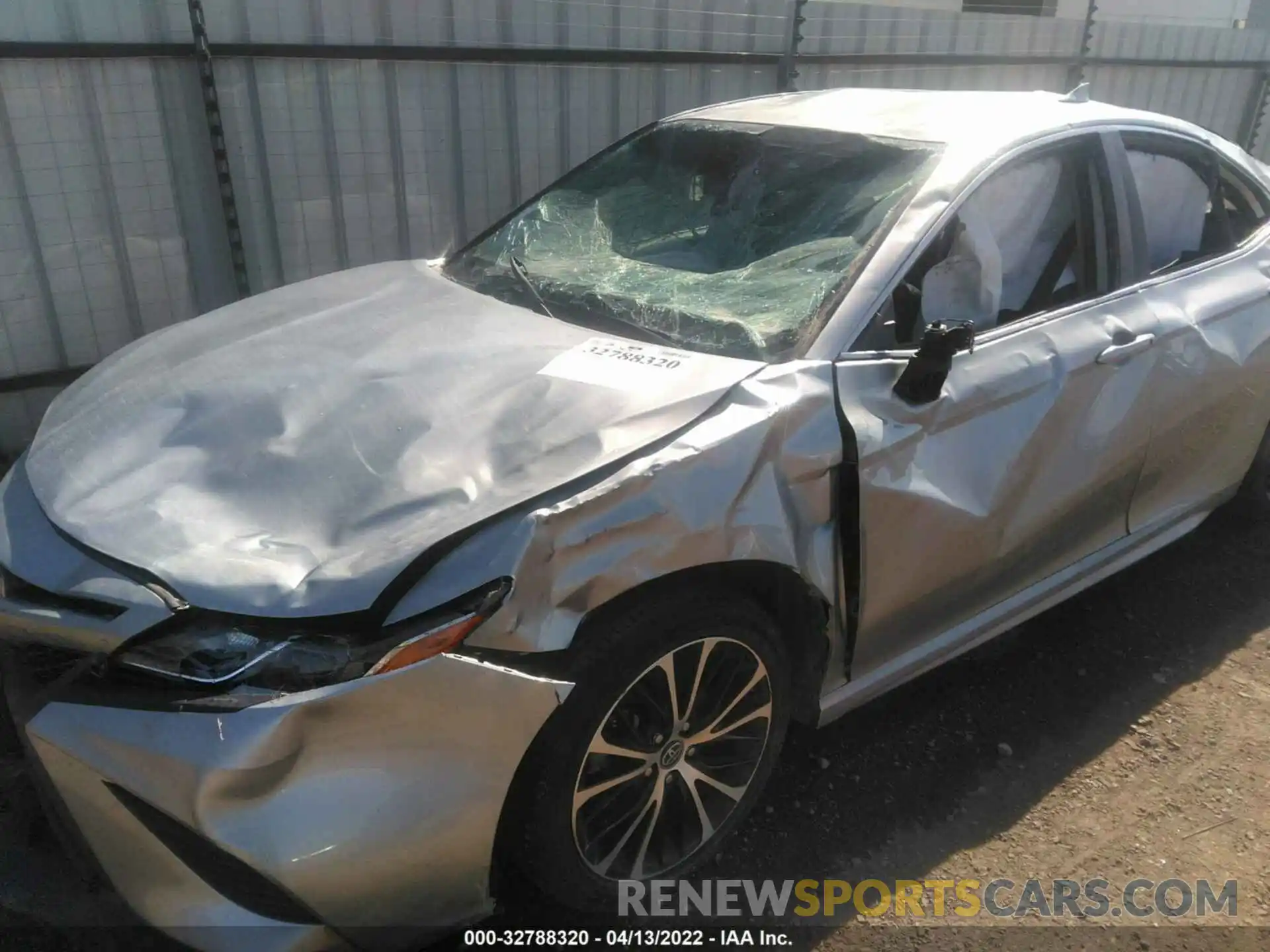 6 Photograph of a damaged car 4T1B11HK1KU759037 TOYOTA CAMRY 2019