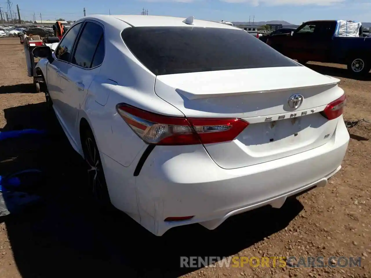 3 Photograph of a damaged car 4T1B11HK1KU759376 TOYOTA CAMRY 2019