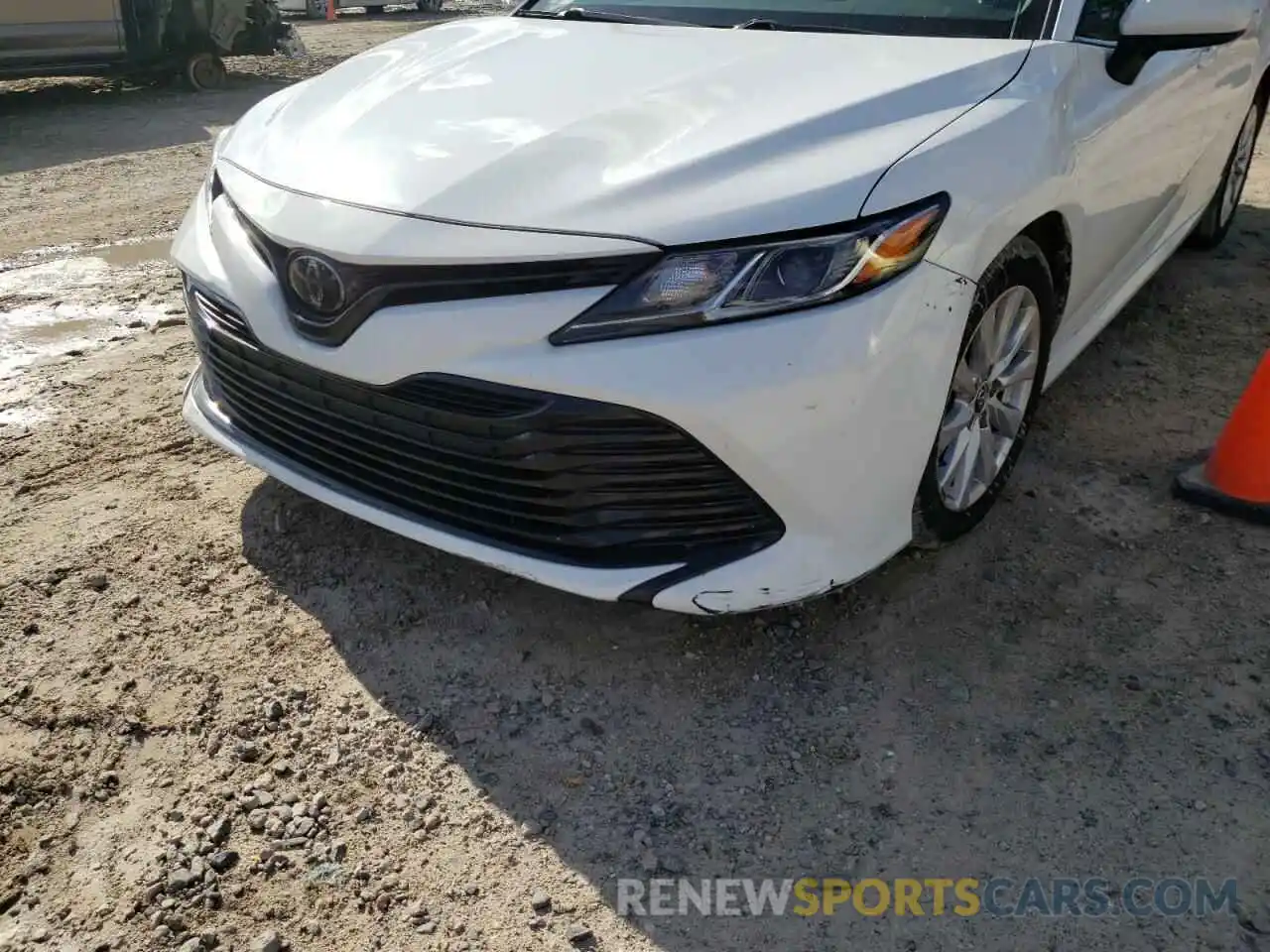 9 Photograph of a damaged car 4T1B11HK1KU759703 TOYOTA CAMRY 2019