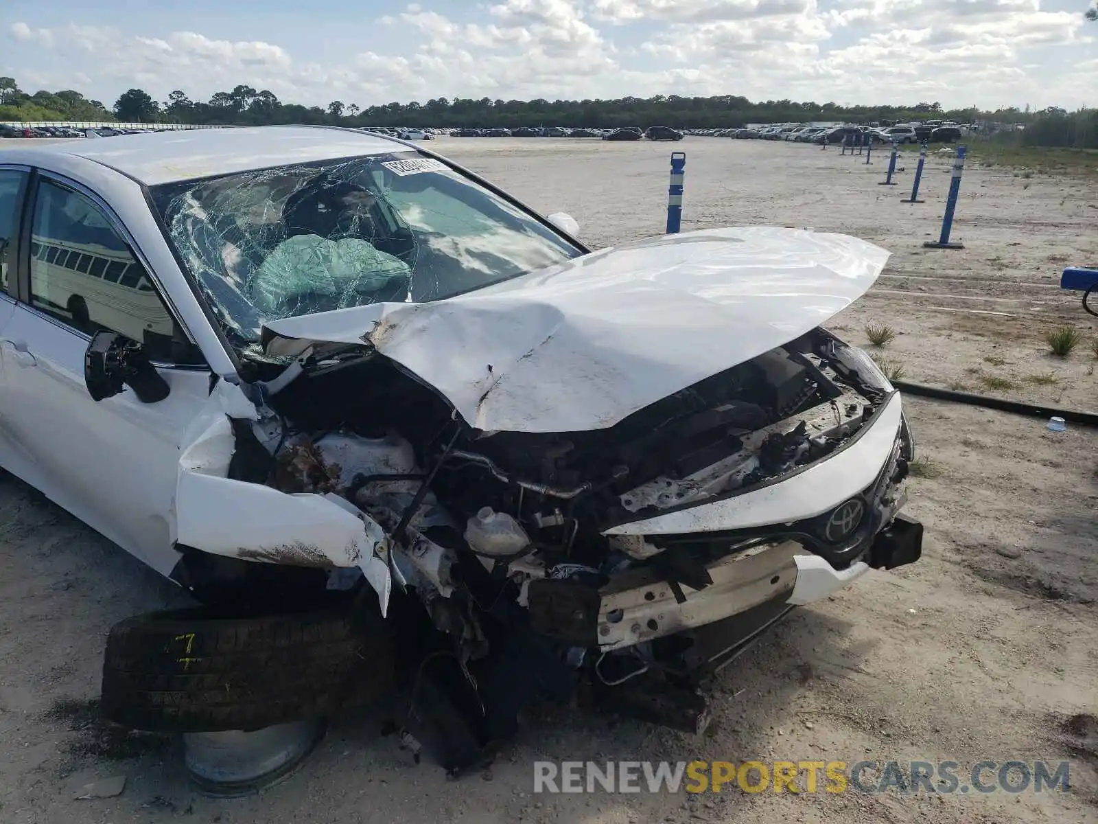 9 Photograph of a damaged car 4T1B11HK1KU759779 TOYOTA CAMRY 2019