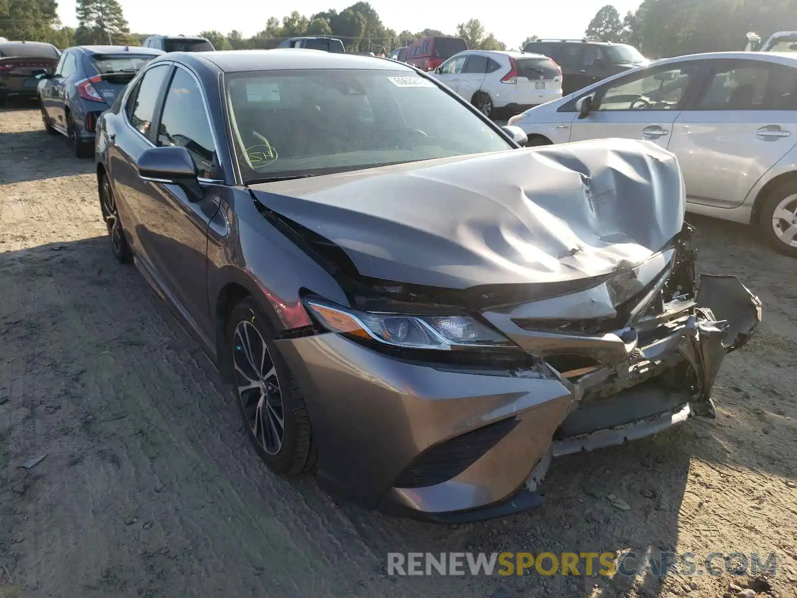 1 Photograph of a damaged car 4T1B11HK1KU760320 TOYOTA CAMRY 2019