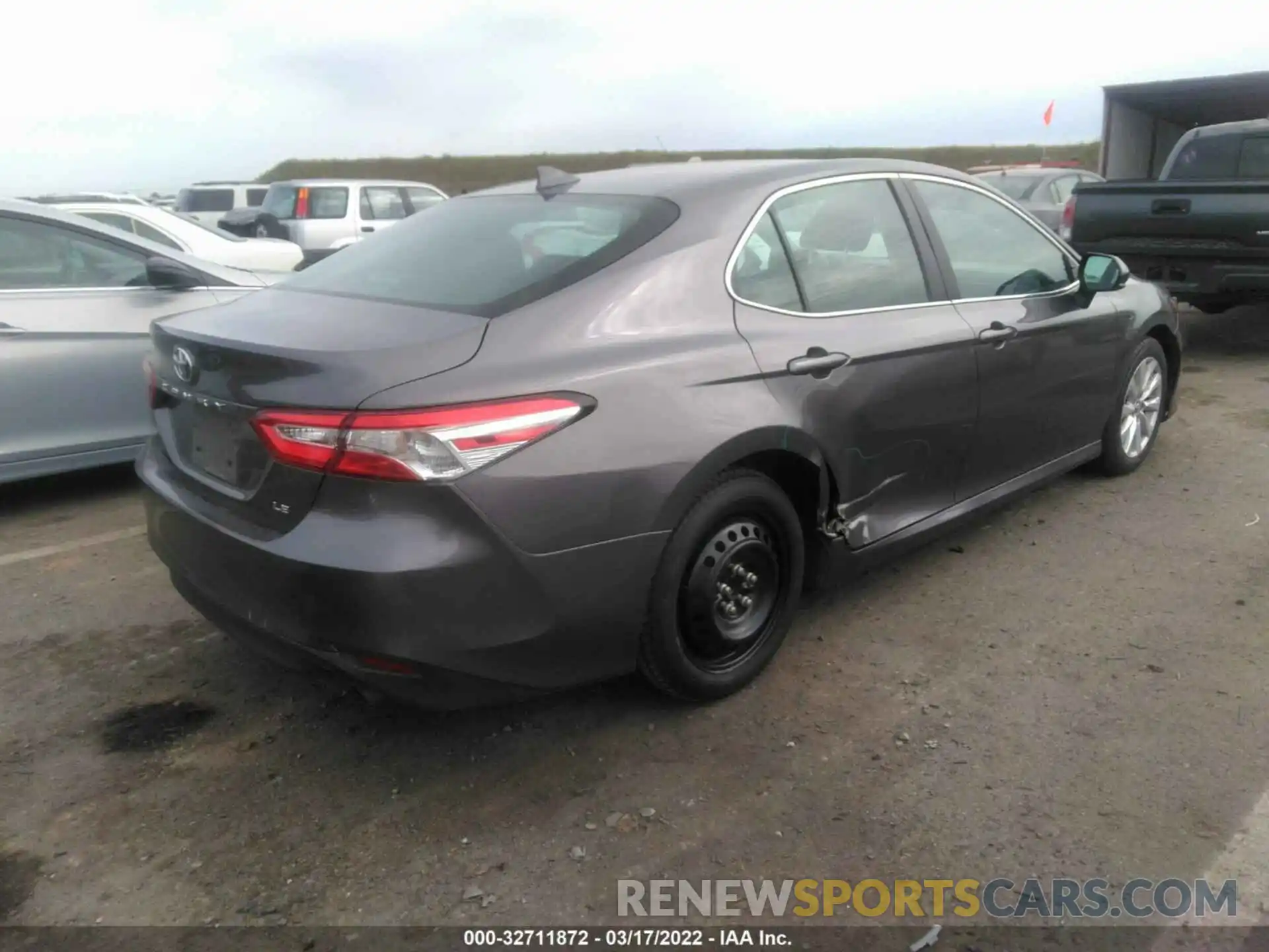 4 Photograph of a damaged car 4T1B11HK1KU760379 TOYOTA CAMRY 2019