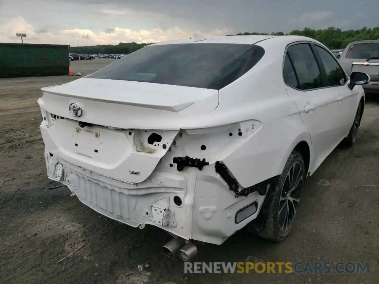 4 Фотография поврежденного автомобиля 4T1B11HK1KU760625 TOYOTA CAMRY 2019