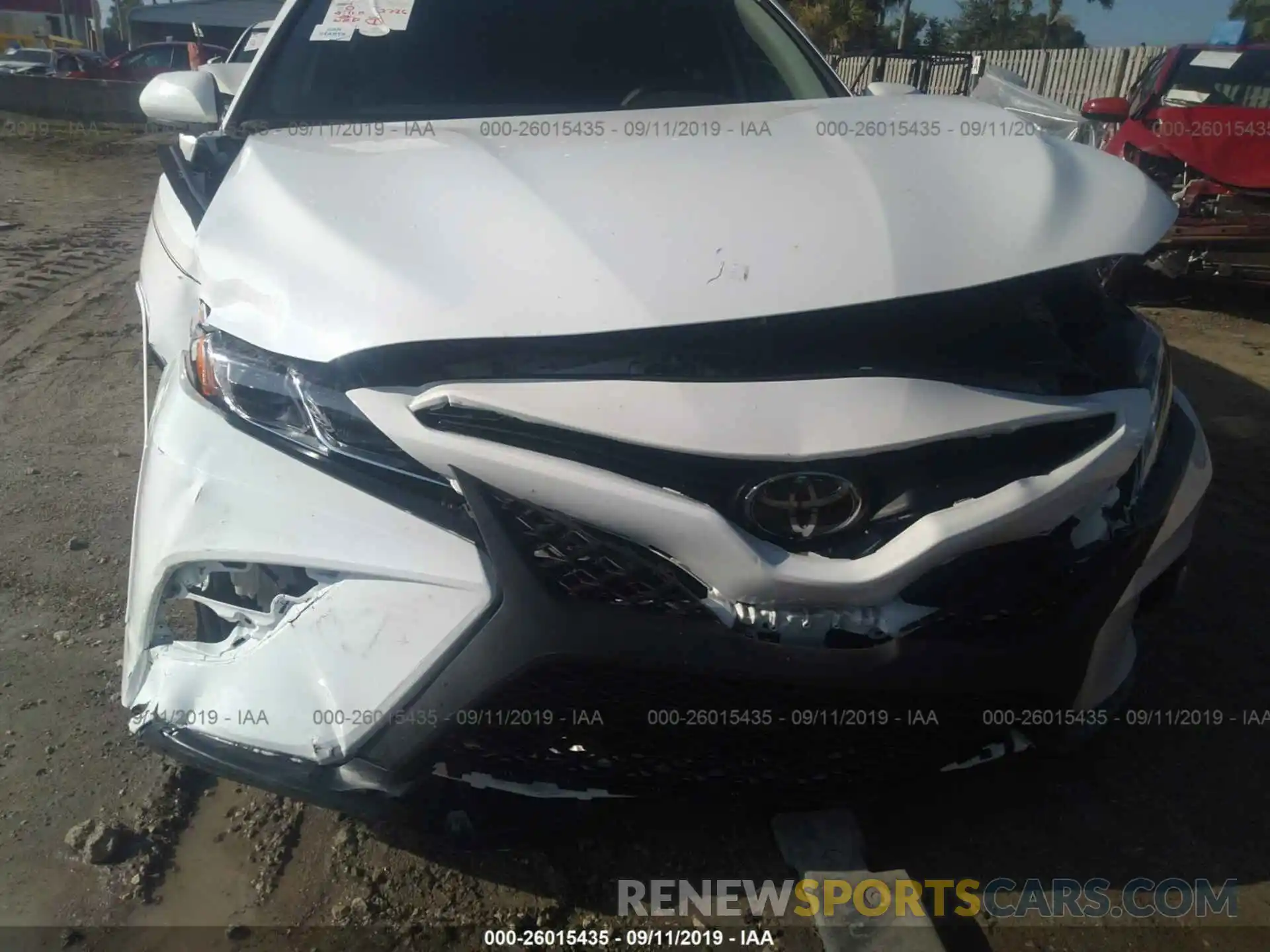 6 Photograph of a damaged car 4T1B11HK1KU760852 TOYOTA CAMRY 2019