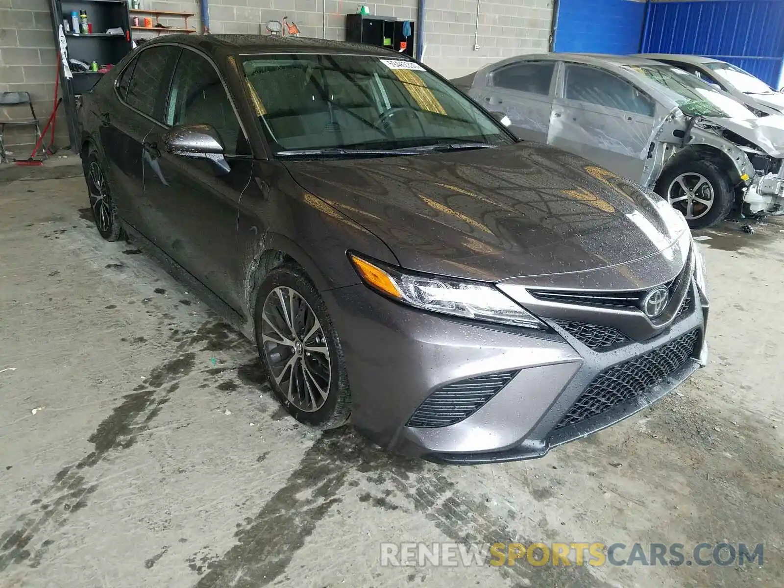 1 Photograph of a damaged car 4T1B11HK1KU763671 TOYOTA CAMRY 2019