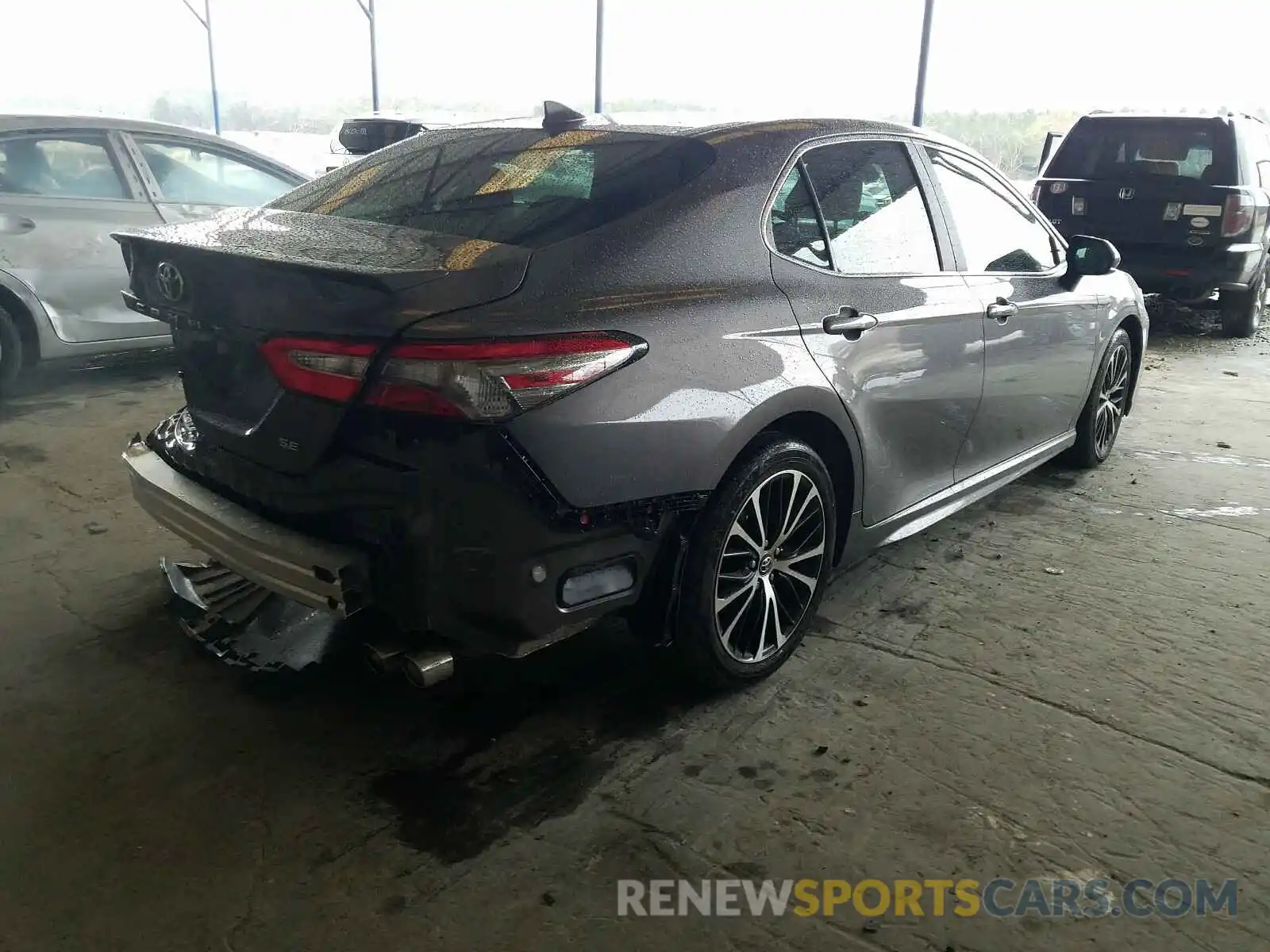 4 Photograph of a damaged car 4T1B11HK1KU763671 TOYOTA CAMRY 2019