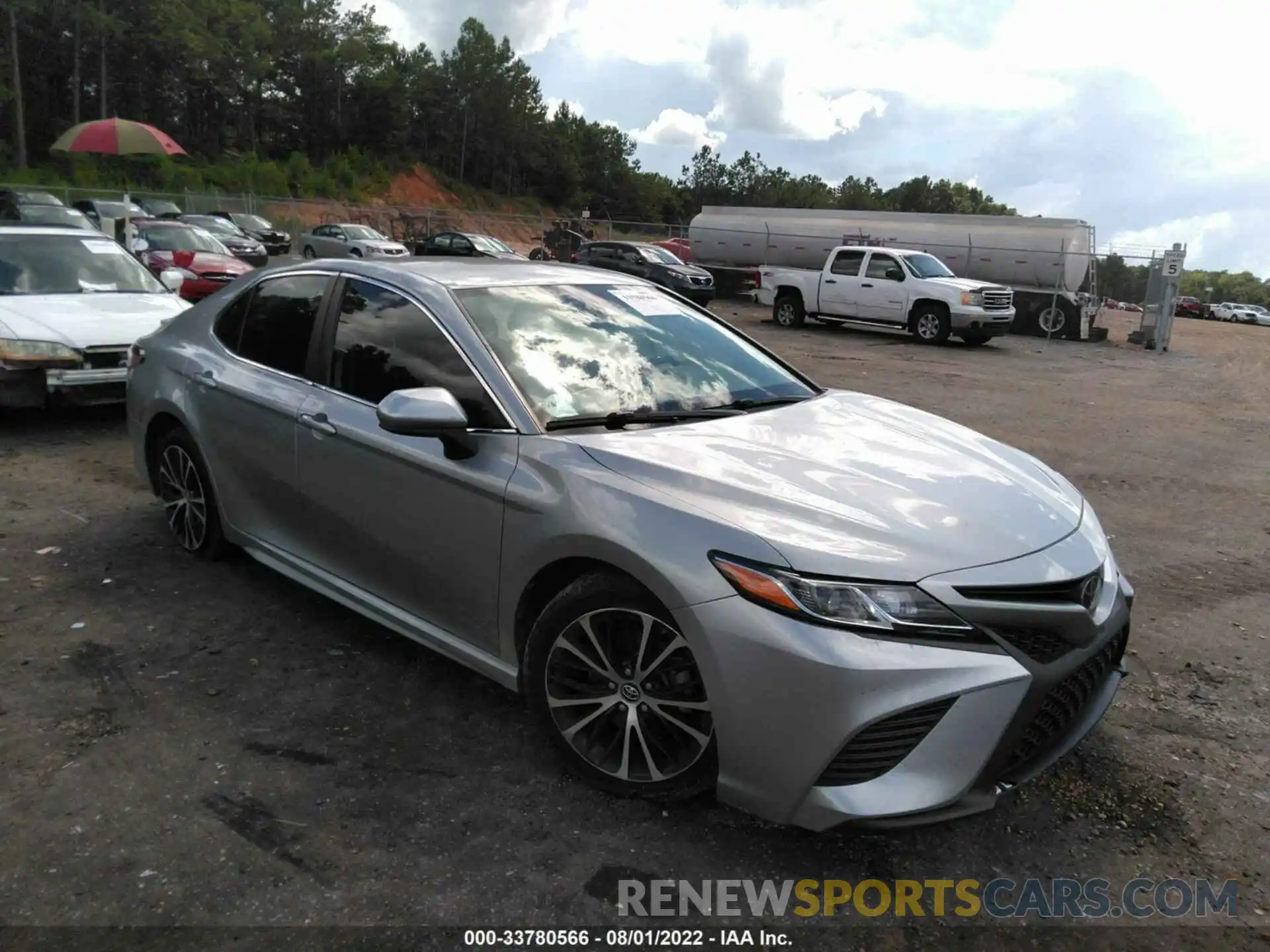 1 Photograph of a damaged car 4T1B11HK1KU764609 TOYOTA CAMRY 2019