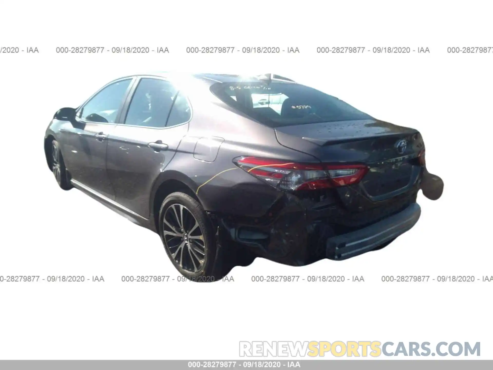 3 Photograph of a damaged car 4T1B11HK1KU765789 TOYOTA CAMRY 2019