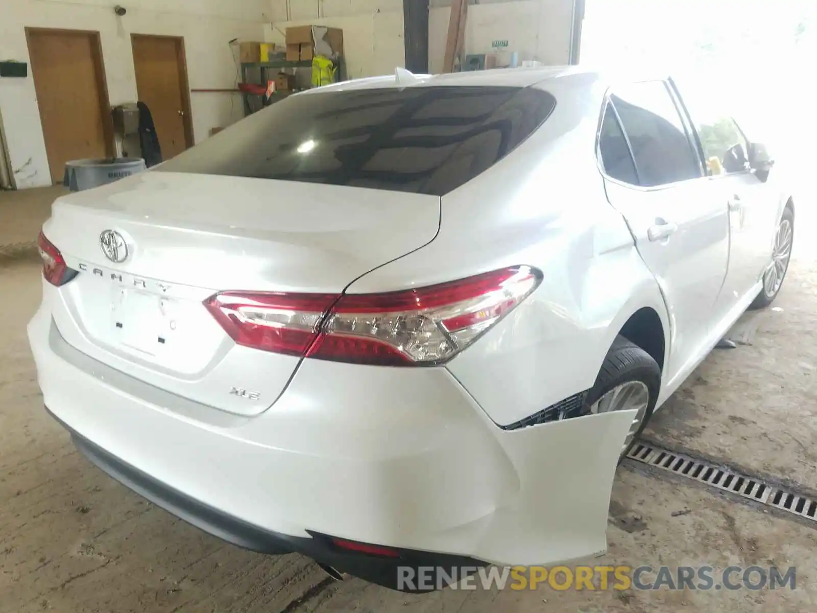 4 Photograph of a damaged car 4T1B11HK1KU765906 TOYOTA CAMRY 2019