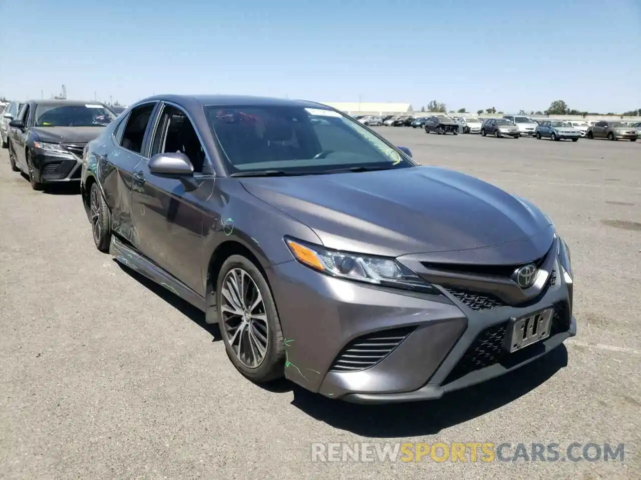 1 Photograph of a damaged car 4T1B11HK1KU766196 TOYOTA CAMRY 2019