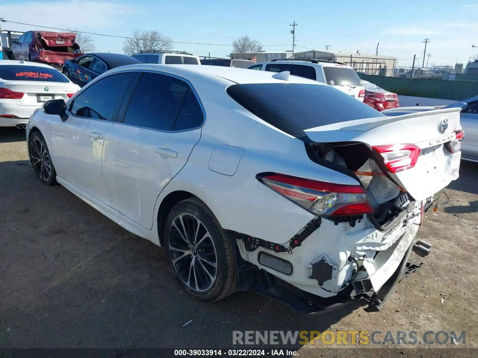 3 Photograph of a damaged car 4T1B11HK1KU766280 TOYOTA CAMRY 2019