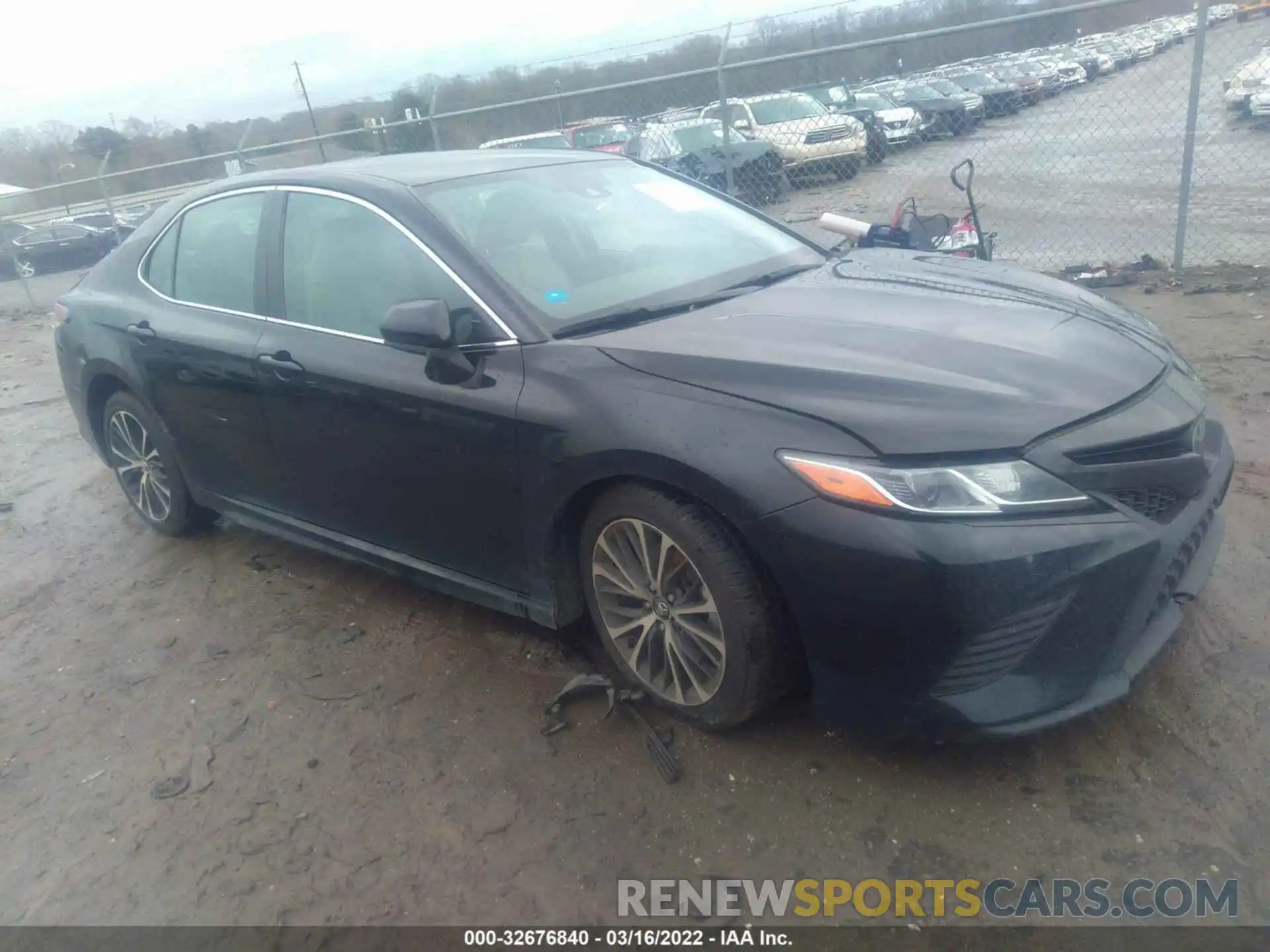 1 Photograph of a damaged car 4T1B11HK1KU767445 TOYOTA CAMRY 2019