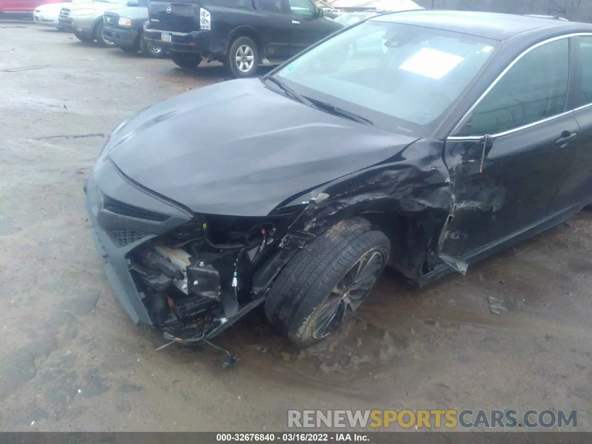 6 Photograph of a damaged car 4T1B11HK1KU767445 TOYOTA CAMRY 2019