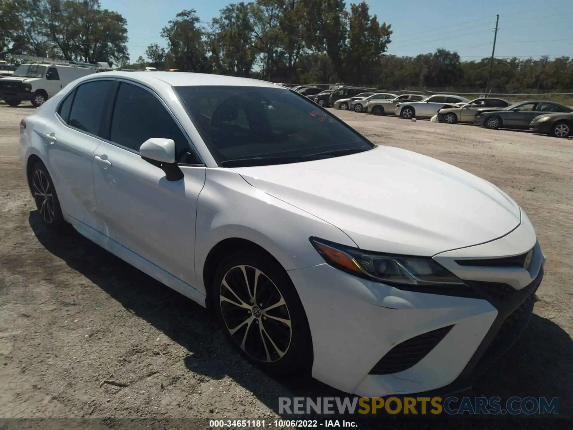 1 Photograph of a damaged car 4T1B11HK1KU767493 TOYOTA CAMRY 2019