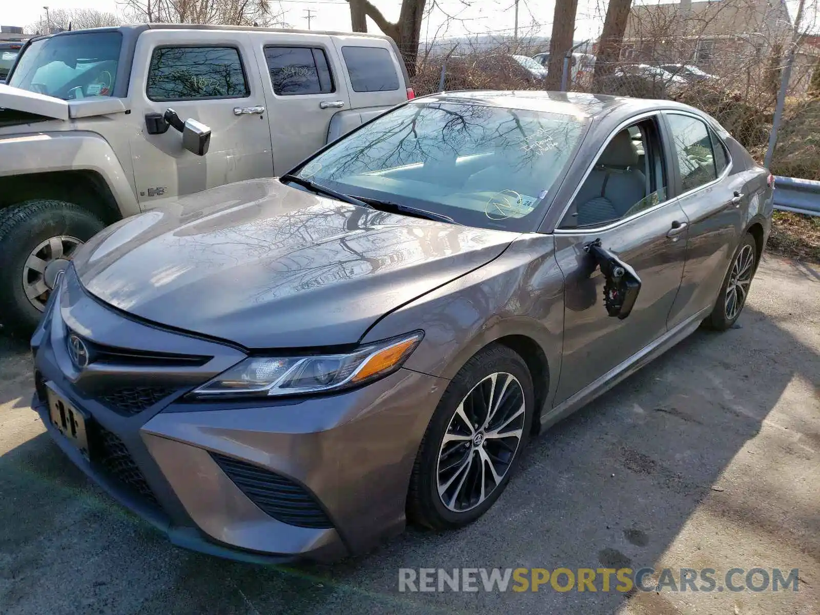 2 Photograph of a damaged car 4T1B11HK1KU768241 TOYOTA CAMRY 2019