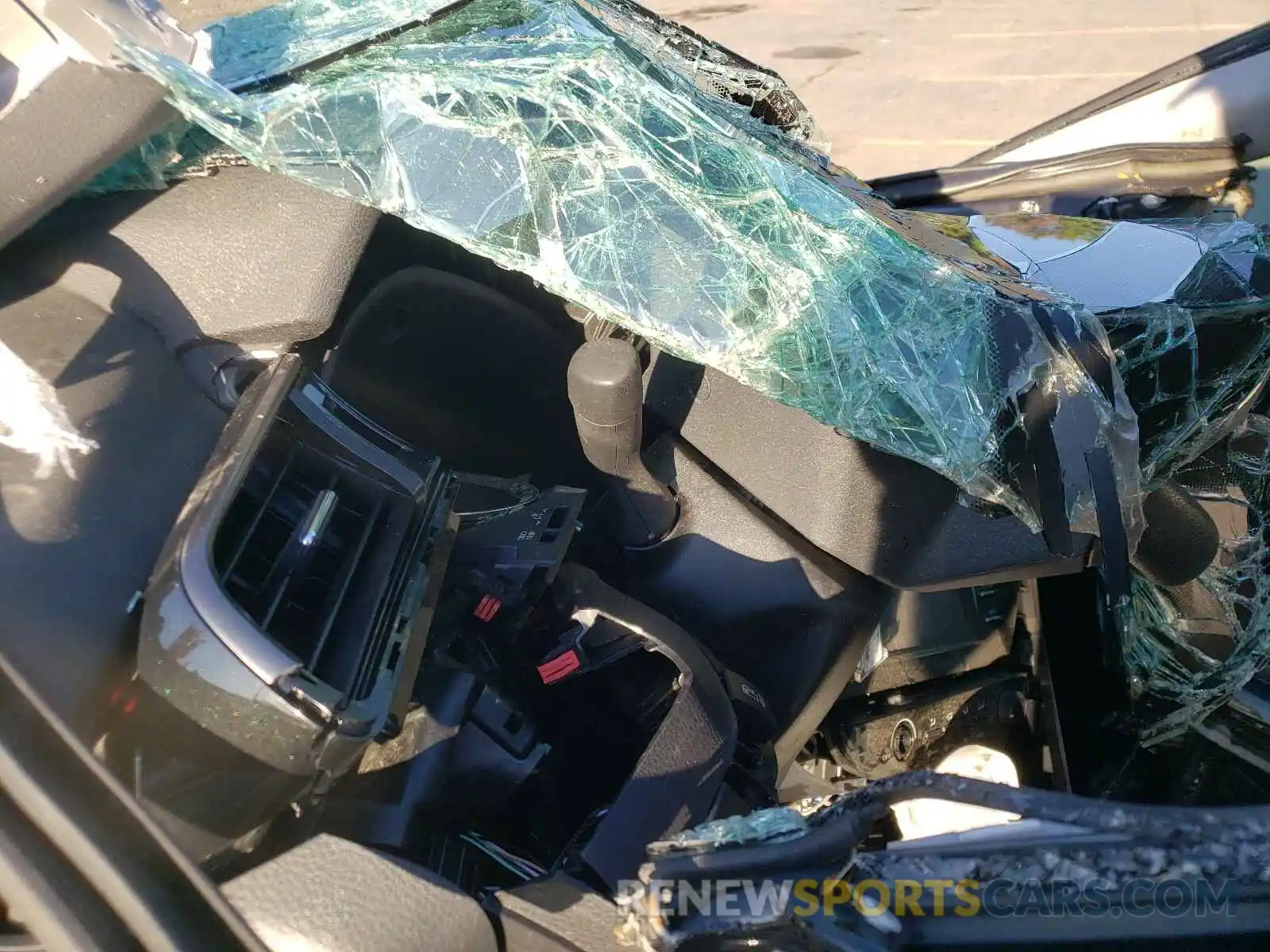 8 Photograph of a damaged car 4T1B11HK1KU768594 TOYOTA CAMRY 2019