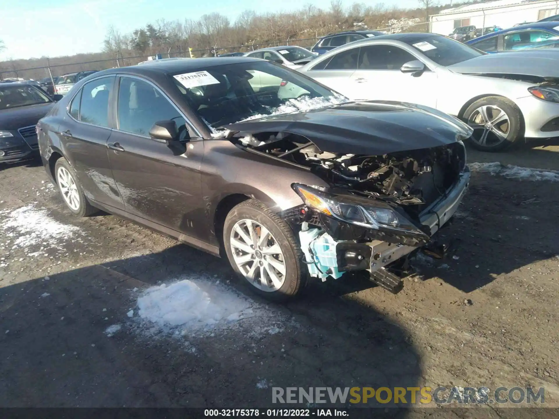 1 Photograph of a damaged car 4T1B11HK1KU768711 TOYOTA CAMRY 2019