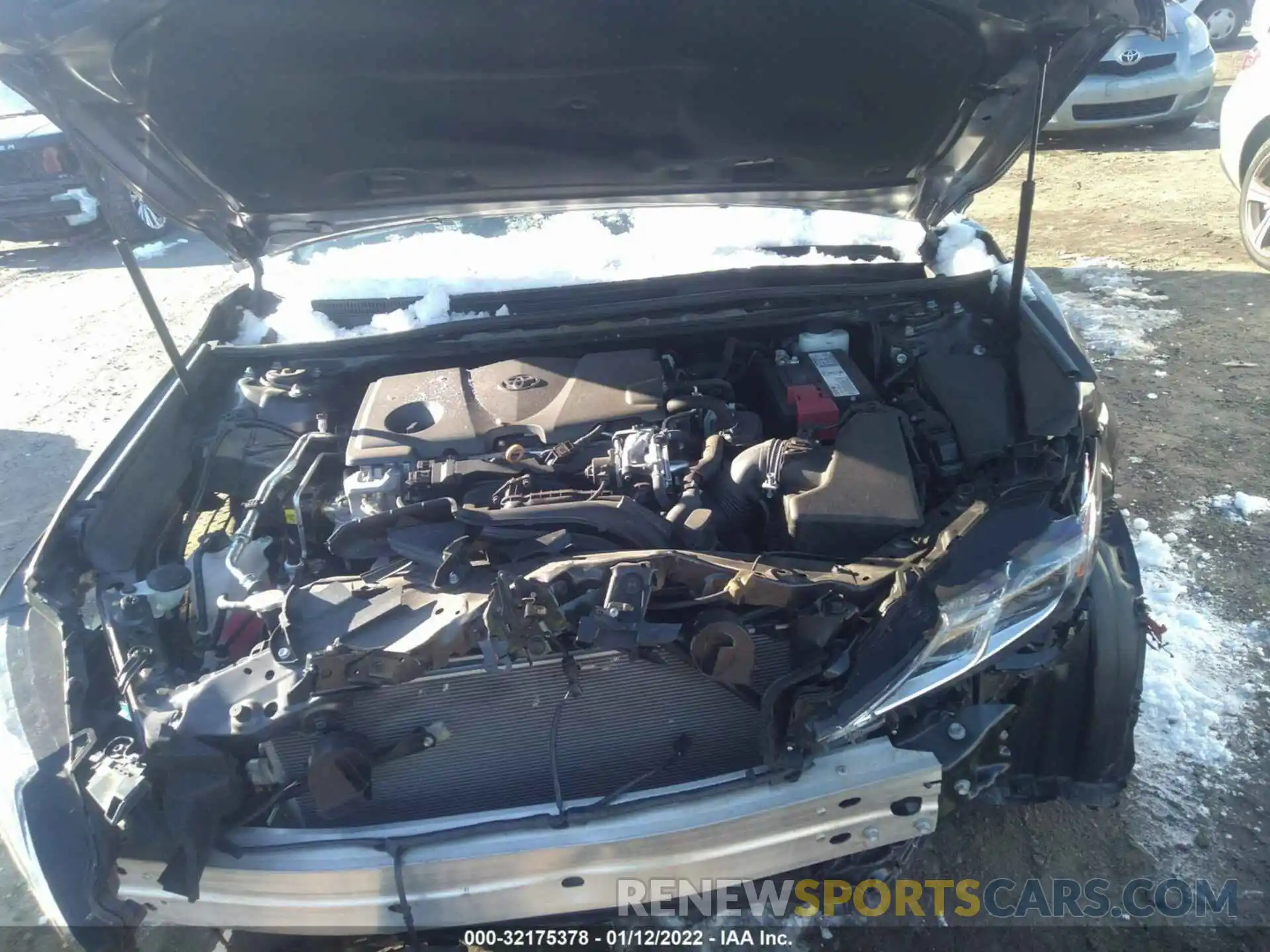 10 Photograph of a damaged car 4T1B11HK1KU768711 TOYOTA CAMRY 2019