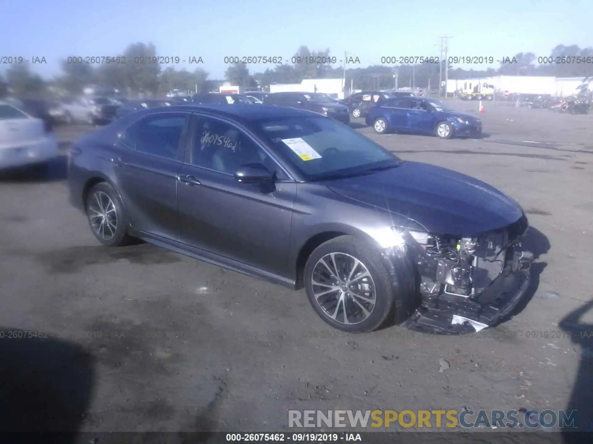 1 Photograph of a damaged car 4T1B11HK1KU769308 TOYOTA CAMRY 2019