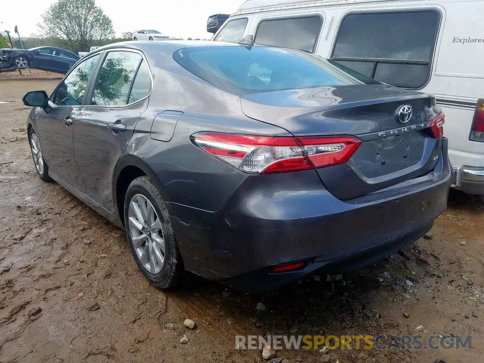 3 Photograph of a damaged car 4T1B11HK1KU770734 TOYOTA CAMRY 2019