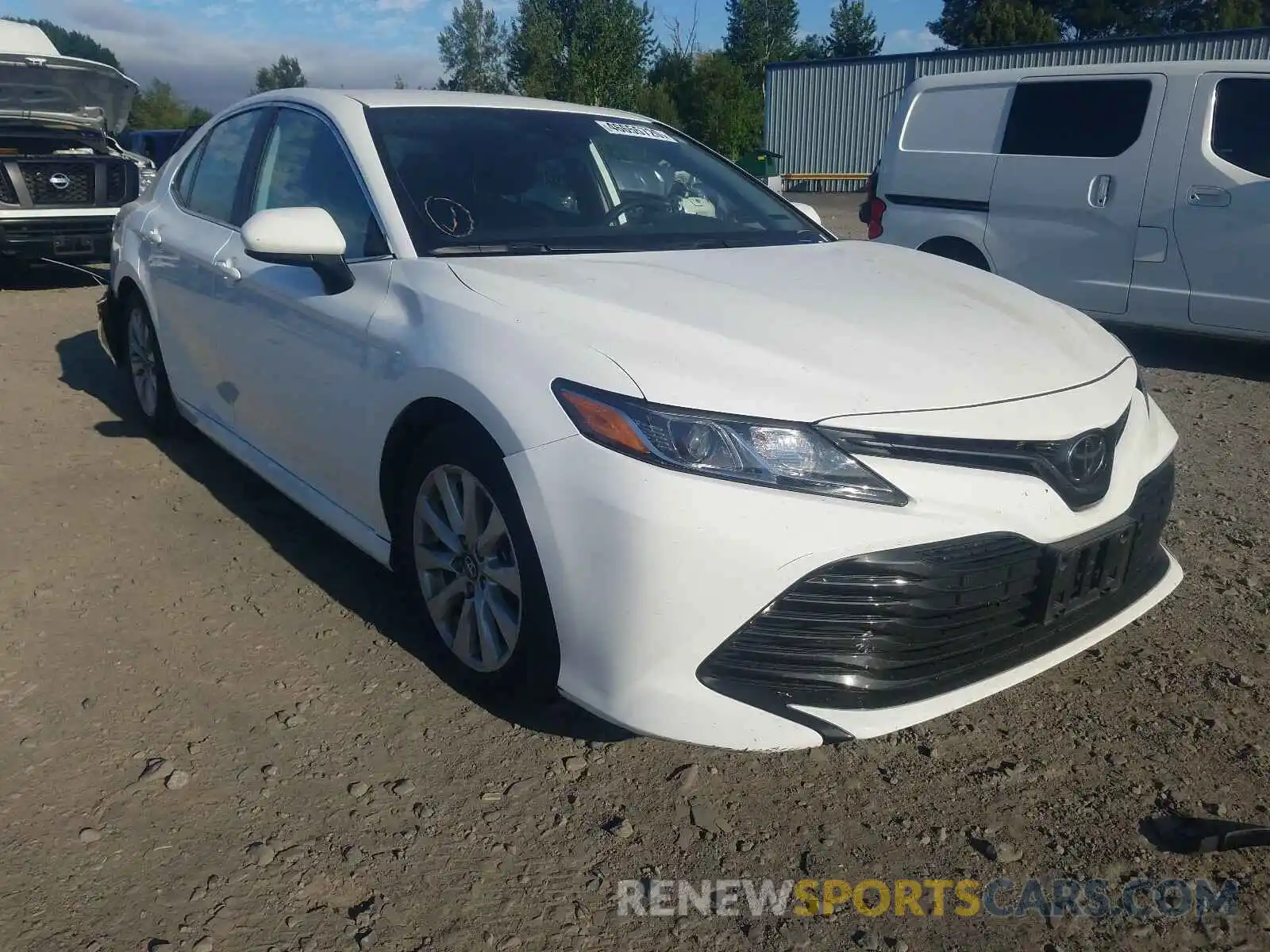 1 Photograph of a damaged car 4T1B11HK1KU772354 TOYOTA CAMRY 2019