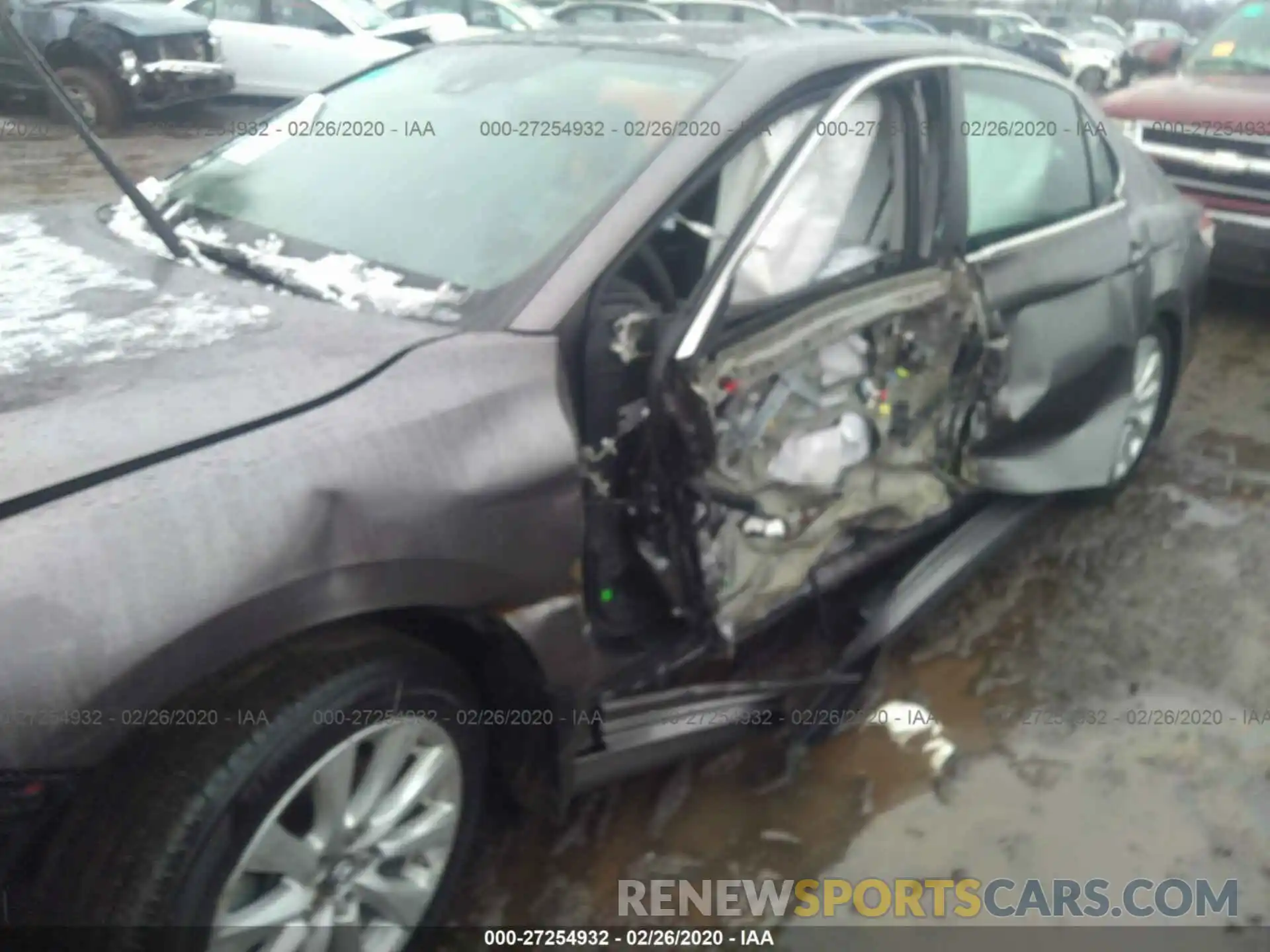 6 Photograph of a damaged car 4T1B11HK1KU772595 TOYOTA CAMRY 2019