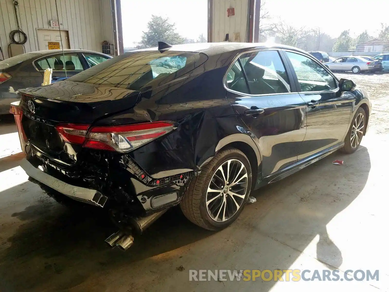 4 Photograph of a damaged car 4T1B11HK1KU772967 TOYOTA CAMRY 2019