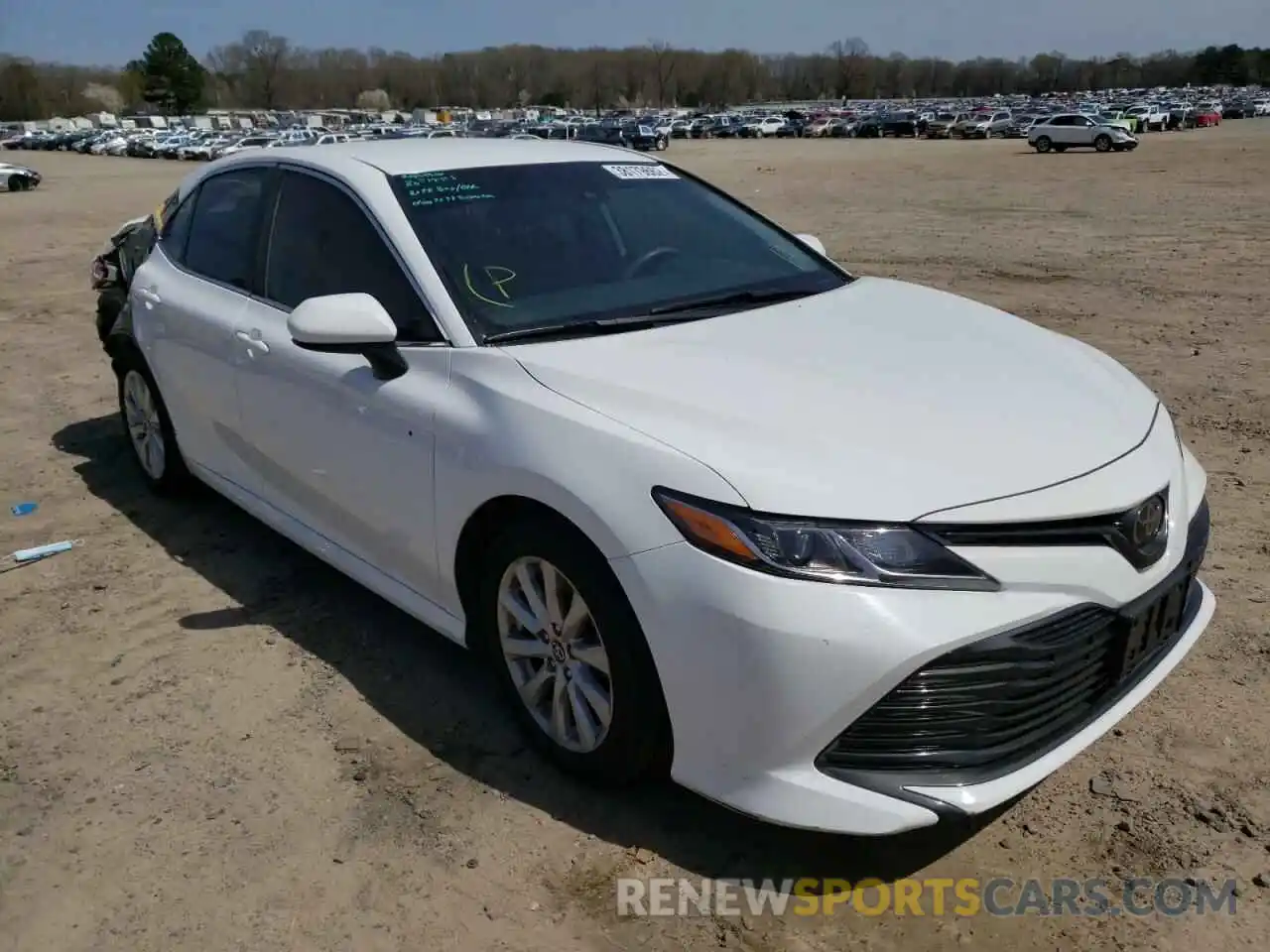 1 Photograph of a damaged car 4T1B11HK1KU773861 TOYOTA CAMRY 2019