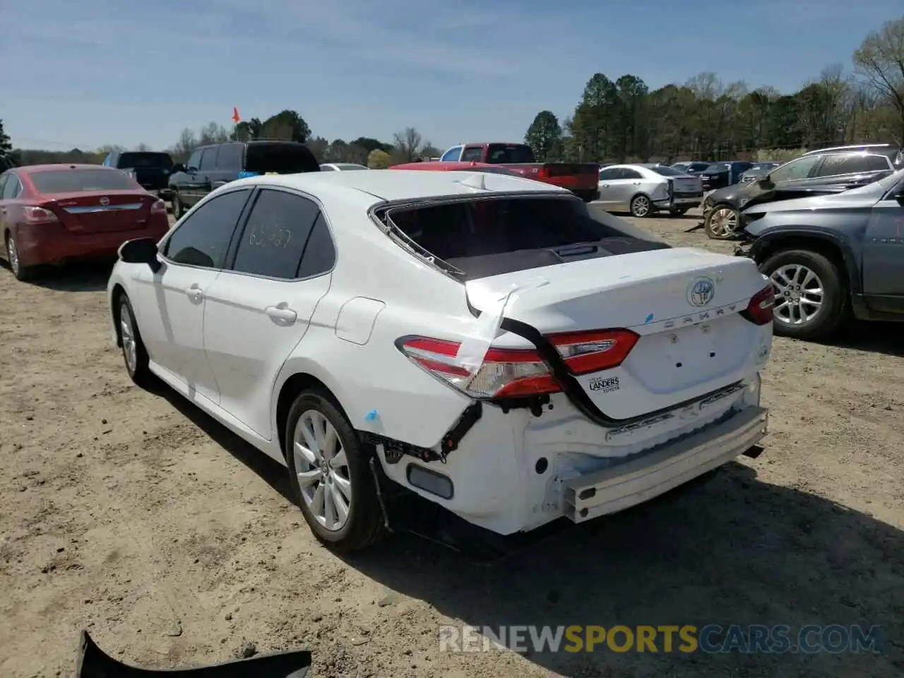 3 Photograph of a damaged car 4T1B11HK1KU773861 TOYOTA CAMRY 2019