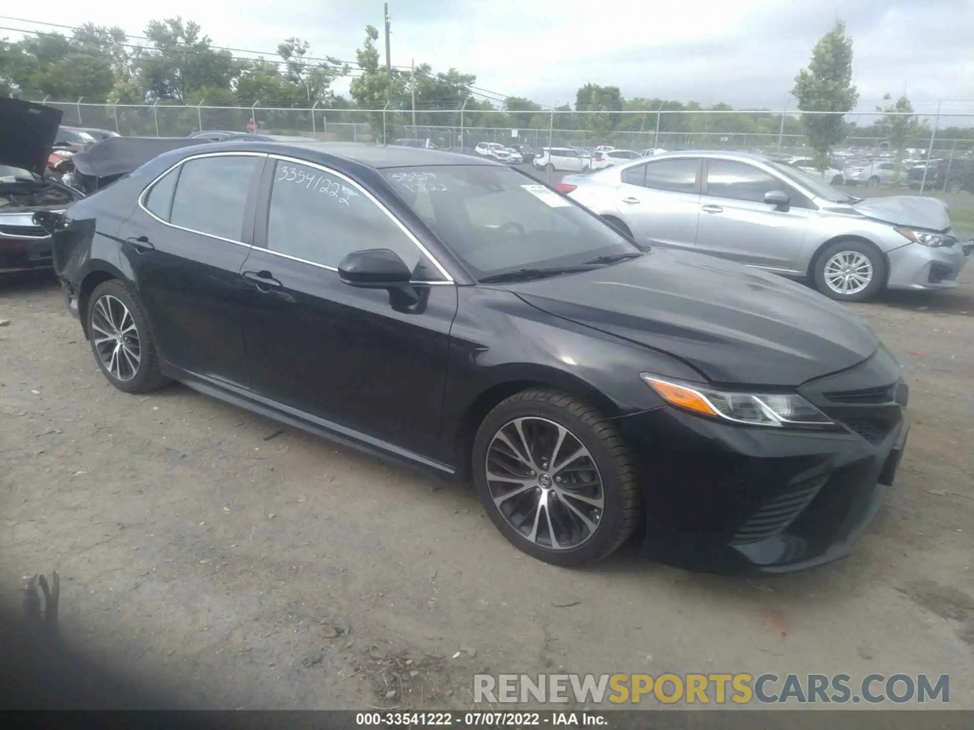 1 Photograph of a damaged car 4T1B11HK1KU777909 TOYOTA CAMRY 2019