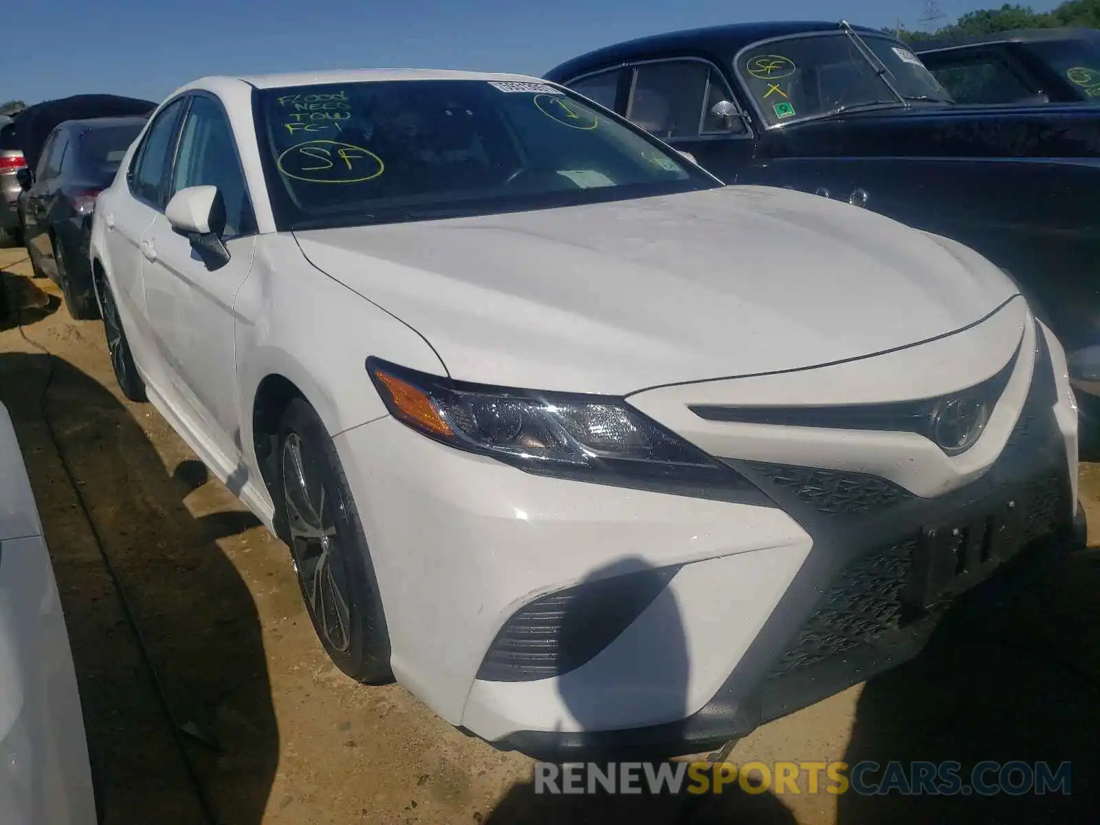 1 Photograph of a damaged car 4T1B11HK1KU778591 TOYOTA CAMRY 2019