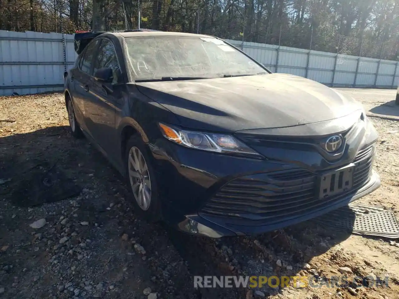 1 Photograph of a damaged car 4T1B11HK1KU782060 TOYOTA CAMRY 2019