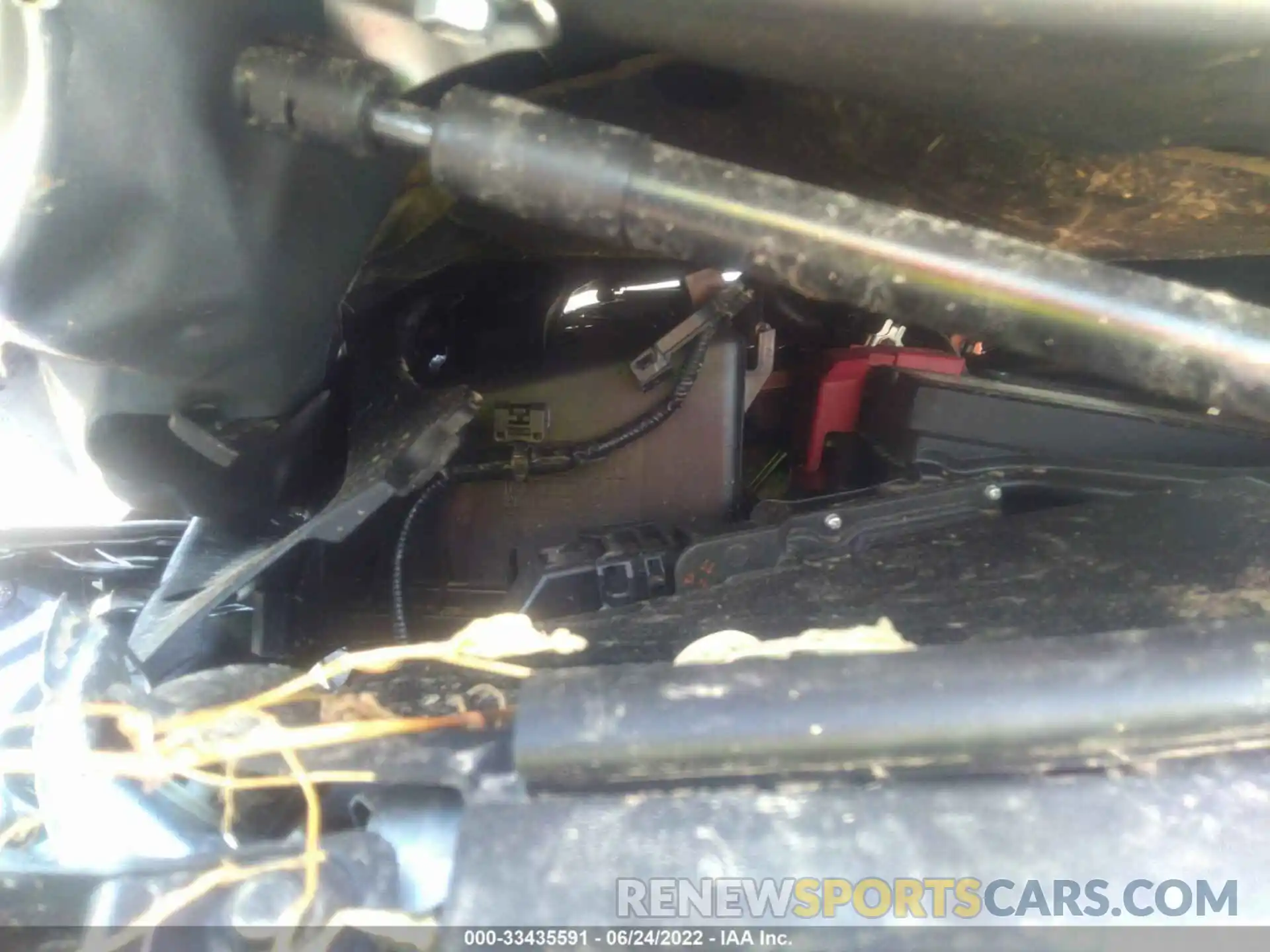 10 Photograph of a damaged car 4T1B11HK1KU783662 TOYOTA CAMRY 2019