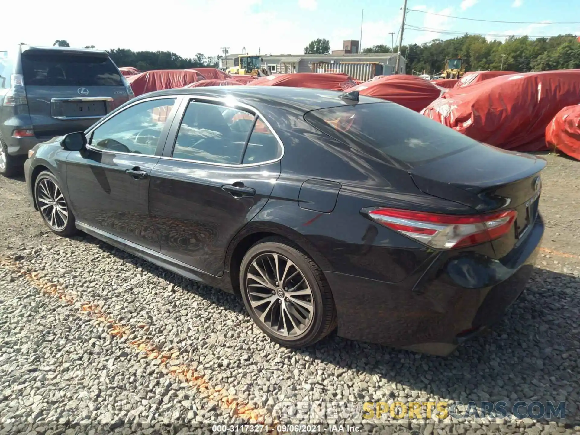 3 Photograph of a damaged car 4T1B11HK1KU783953 TOYOTA CAMRY 2019