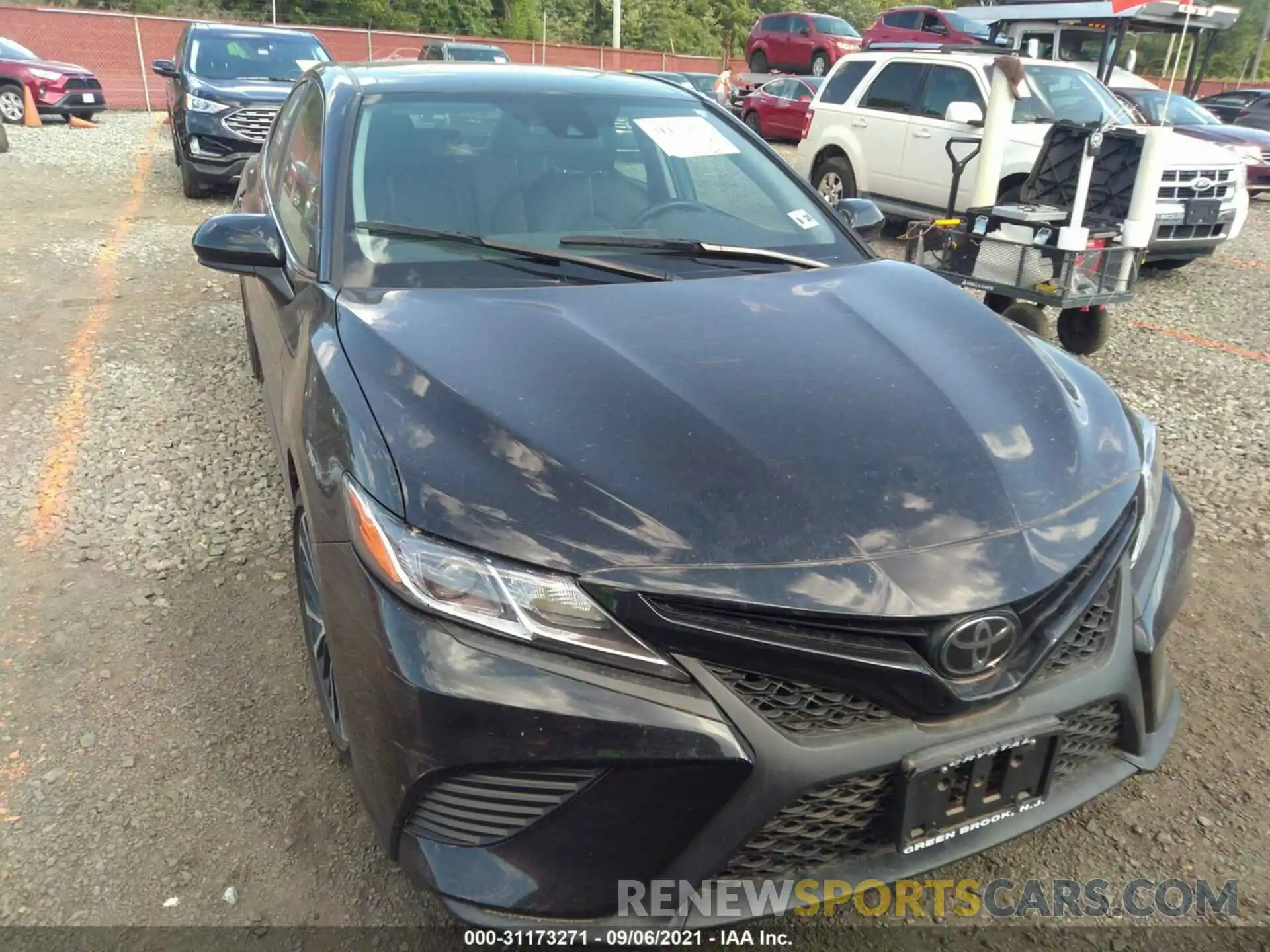 6 Photograph of a damaged car 4T1B11HK1KU783953 TOYOTA CAMRY 2019