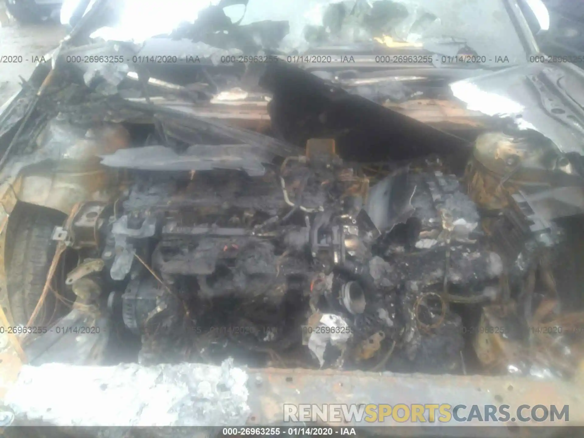 10 Photograph of a damaged car 4T1B11HK1KU784424 TOYOTA CAMRY 2019