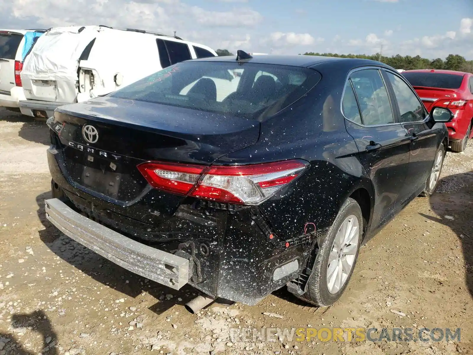 4 Фотография поврежденного автомобиля 4T1B11HK1KU784665 TOYOTA CAMRY 2019