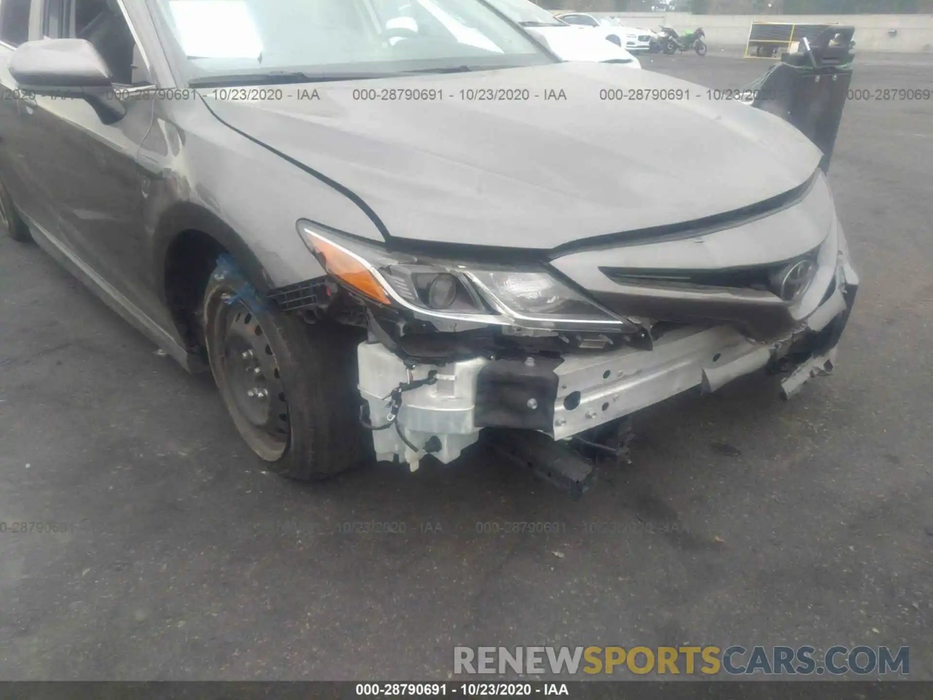 6 Photograph of a damaged car 4T1B11HK1KU784701 TOYOTA CAMRY 2019