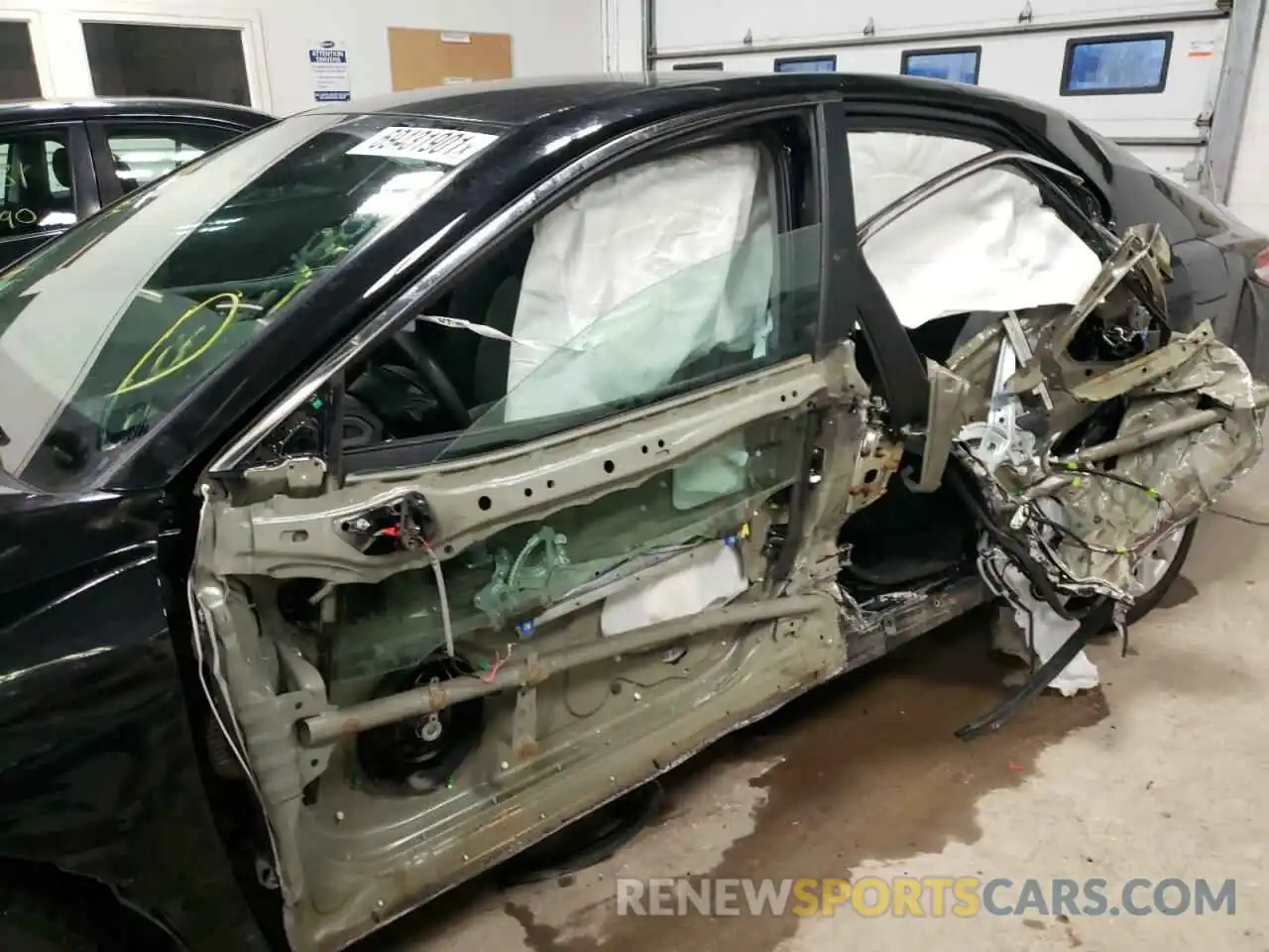 9 Photograph of a damaged car 4T1B11HK1KU786271 TOYOTA CAMRY 2019