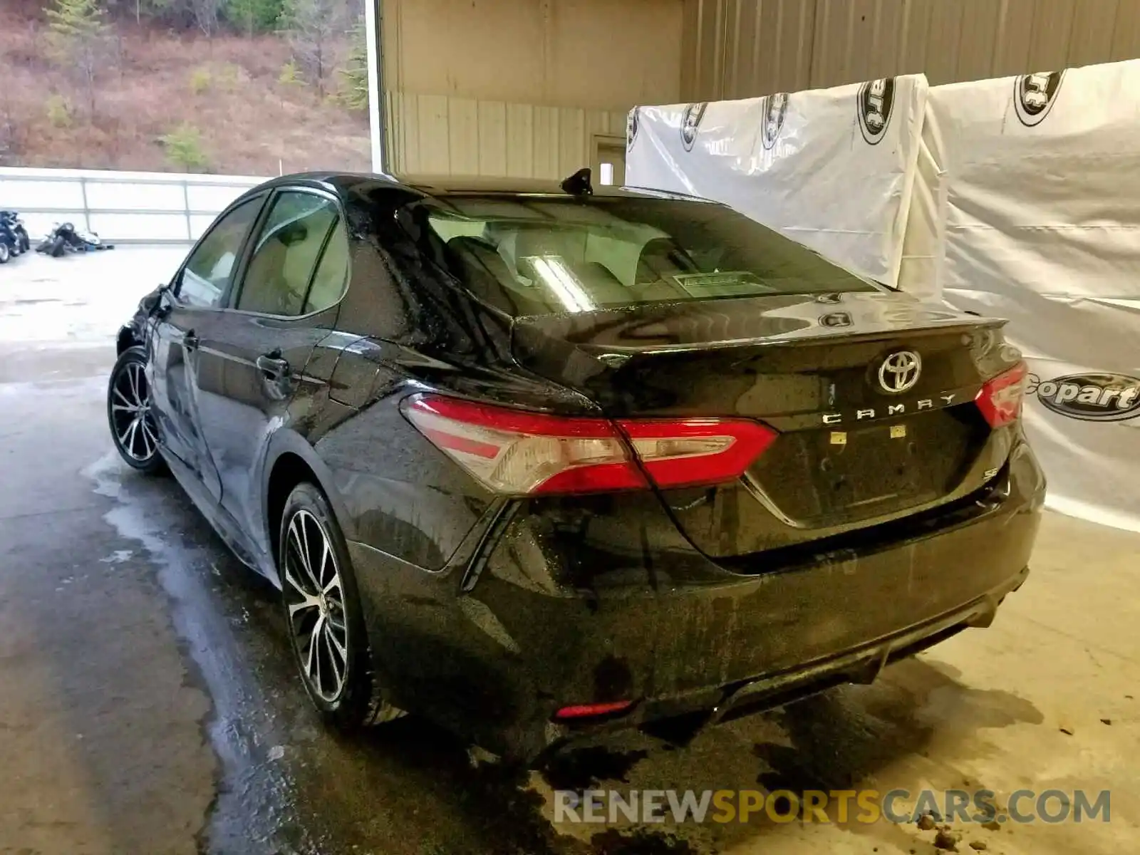 3 Photograph of a damaged car 4T1B11HK1KU787372 TOYOTA CAMRY 2019