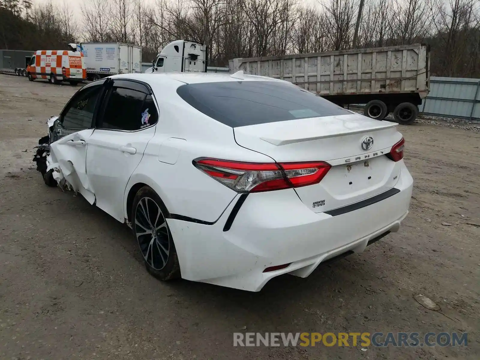 3 Фотография поврежденного автомобиля 4T1B11HK1KU787405 TOYOTA CAMRY 2019