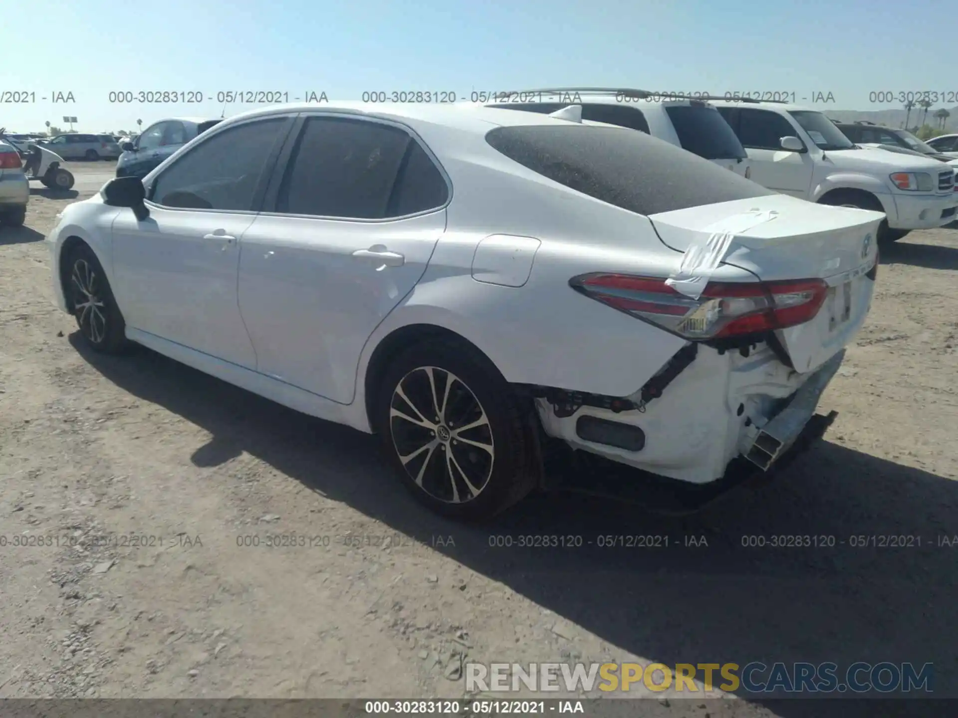 3 Photograph of a damaged car 4T1B11HK1KU788179 TOYOTA CAMRY 2019